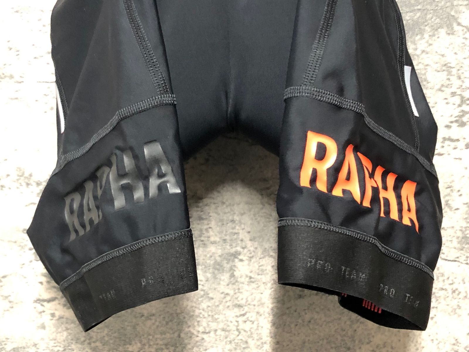 JE238 ラファ Rapha PRO TEAM BIB SHORTS ビブショーツ ブラック ホワイト XS BRIGHTFACE_UK