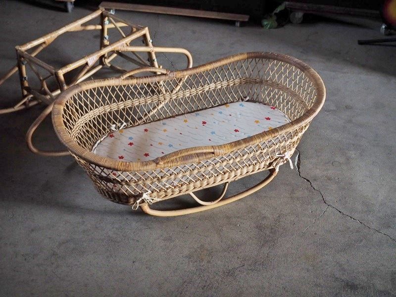 ラタン製二段造りのベビーベッド ゆりかご 昭和中期 古録展 送料無料 品番K22921 USTAUSTRALIA_COM_AU