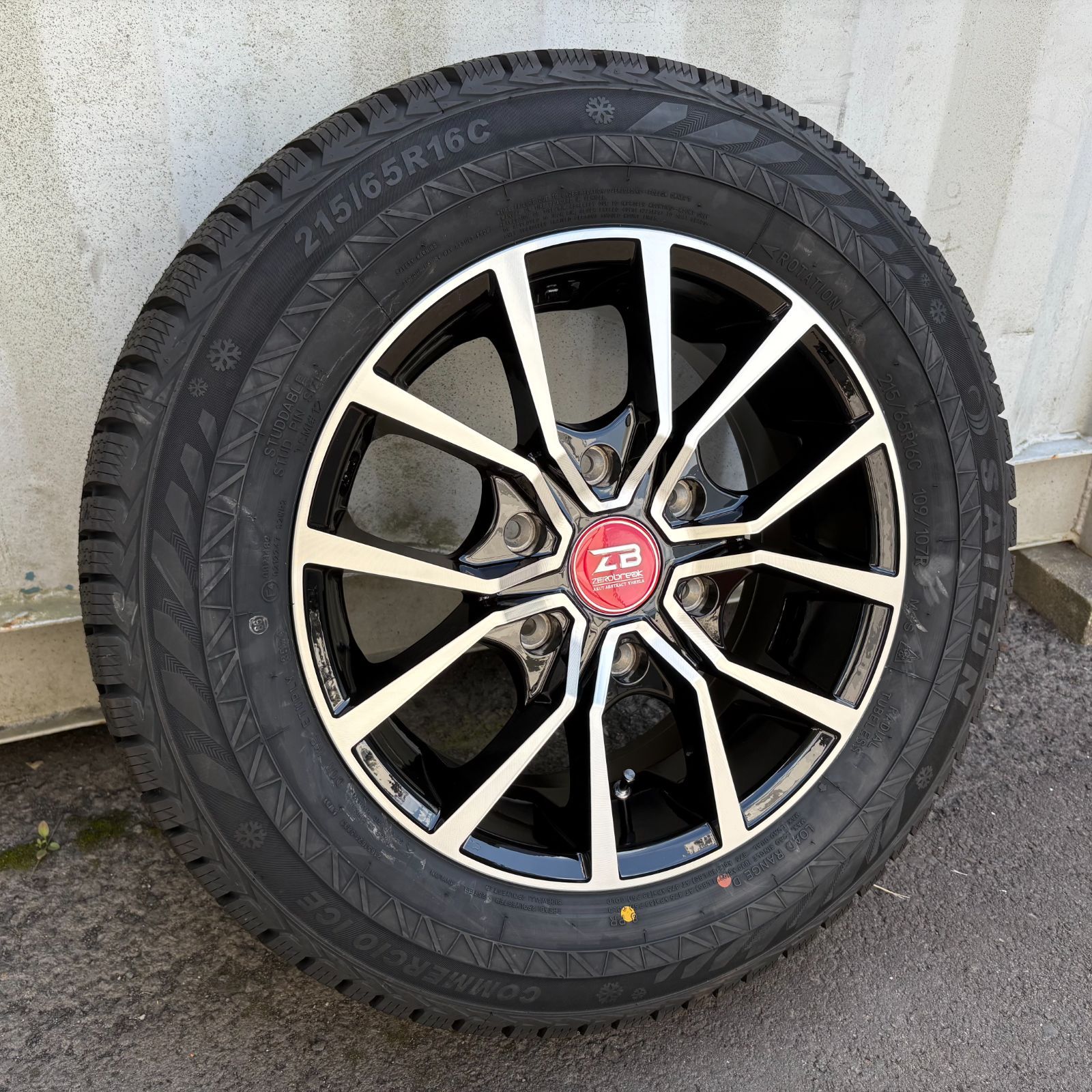 取付ナットプレゼント B級品 17インチ ハイエース スタッドレスタイヤ サイルン コメルシオ アイス 215 60R17 タイヤホイール 4本セット 車検対応 アルミホイール 17×6.5 38 139.7-6H