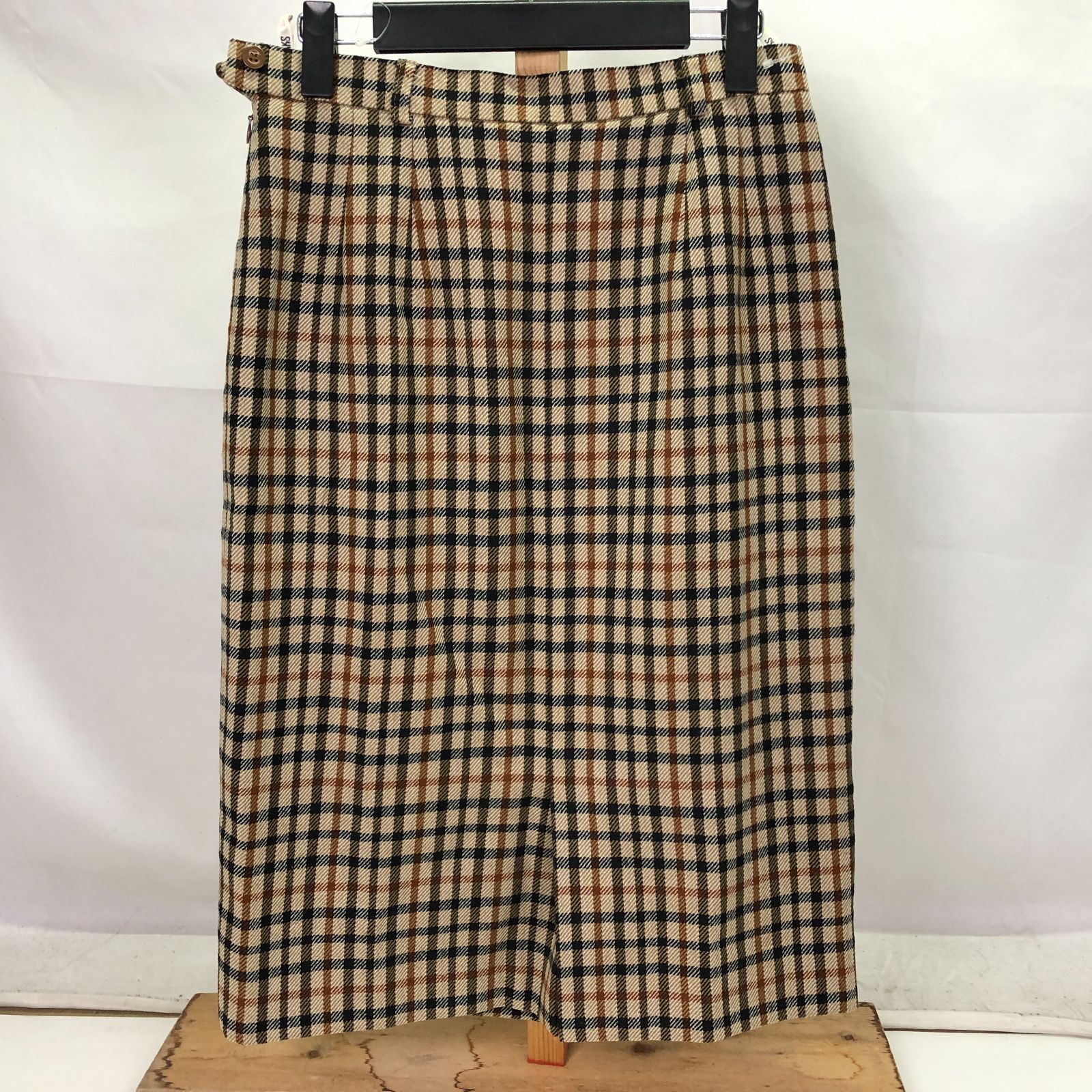 01m197 DAKS ダックス ニット切替チェック ジャケット&スカート 01m197 DAKS ダックス ニット切替チェック ジャケット&スカート
