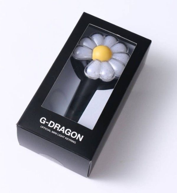 G-DRAGON ジヨン GD ペンライト ミニライト キーリング 新品未開封