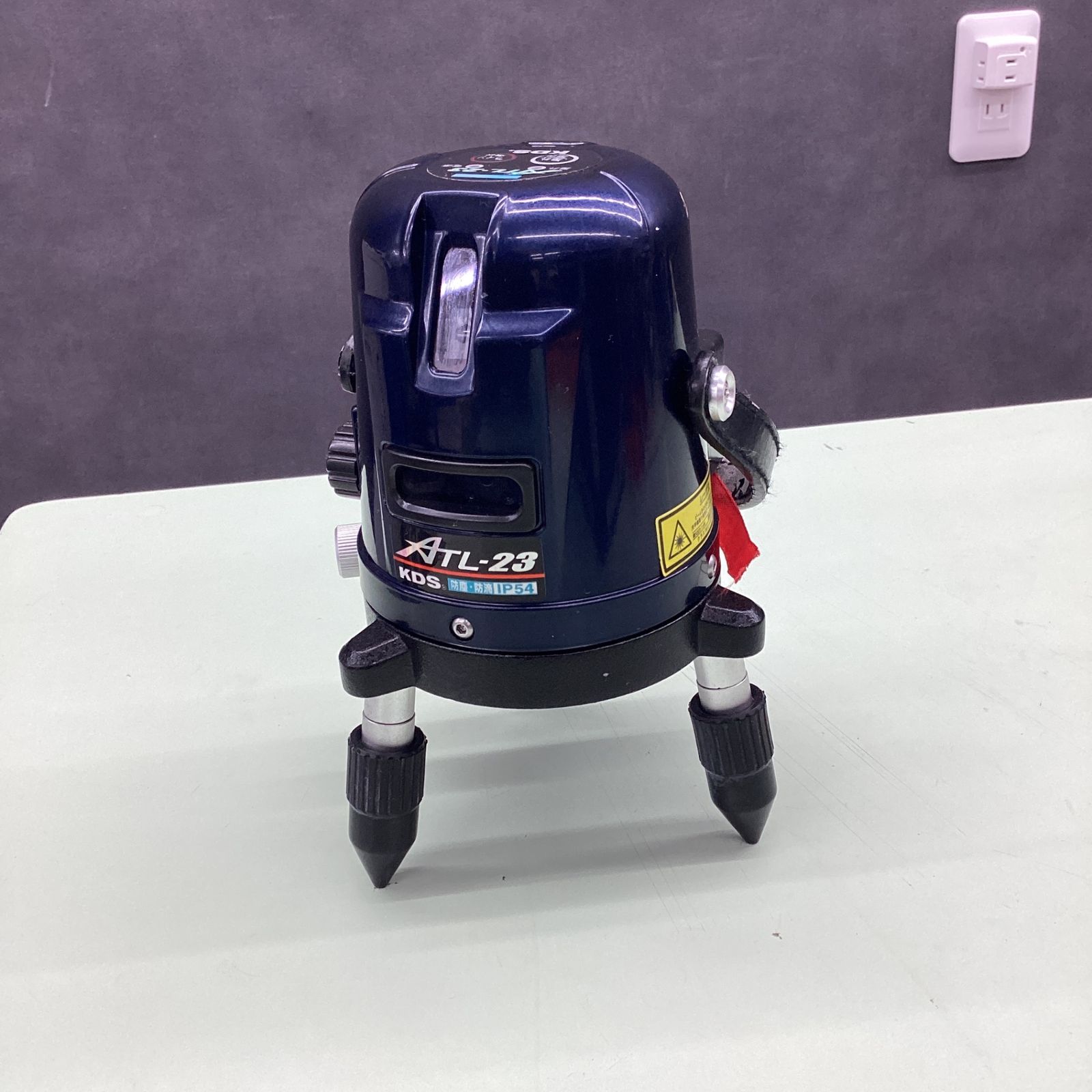 KDS 水平垂直ラインレーザー ATL-23 レーザー墨出し器 藤沢店