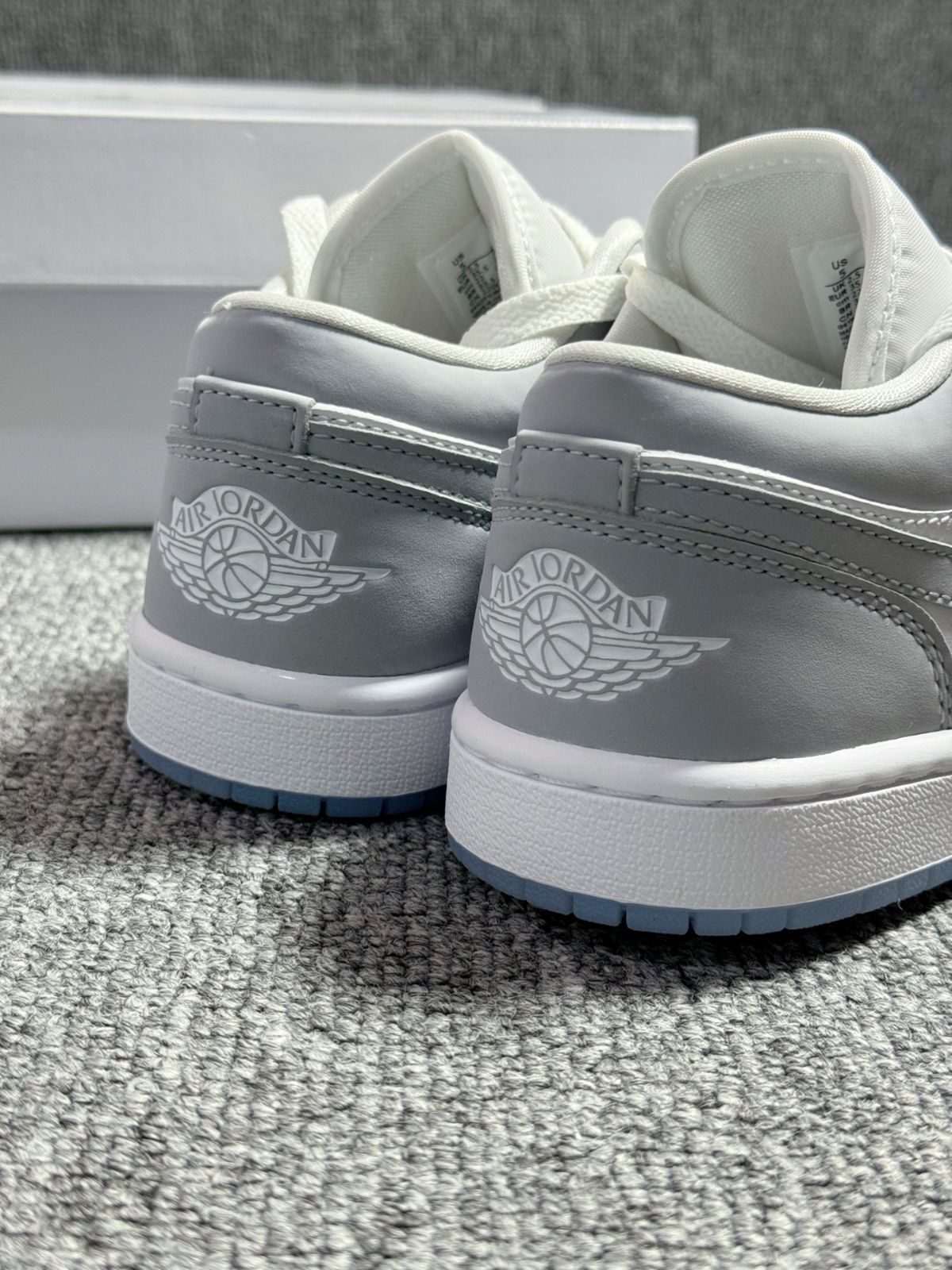 新品未使用 Nike ナイキ Jordan Air Jordan 1 low "wolf grey" ローカットレトロバスケットシューズ DC0774-105