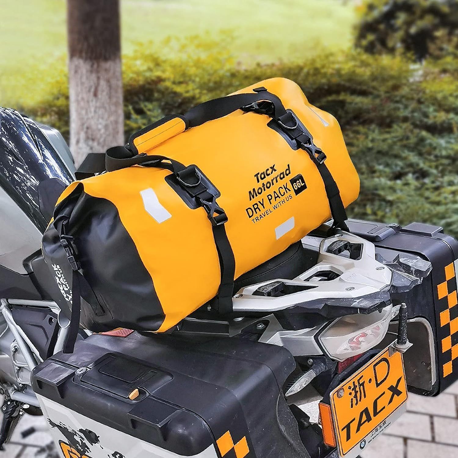 66L ツーリングバッグ