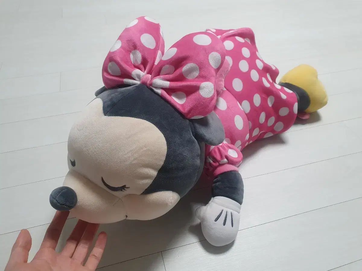 Disney(ディズニー) ミニーマウス ドール (大)