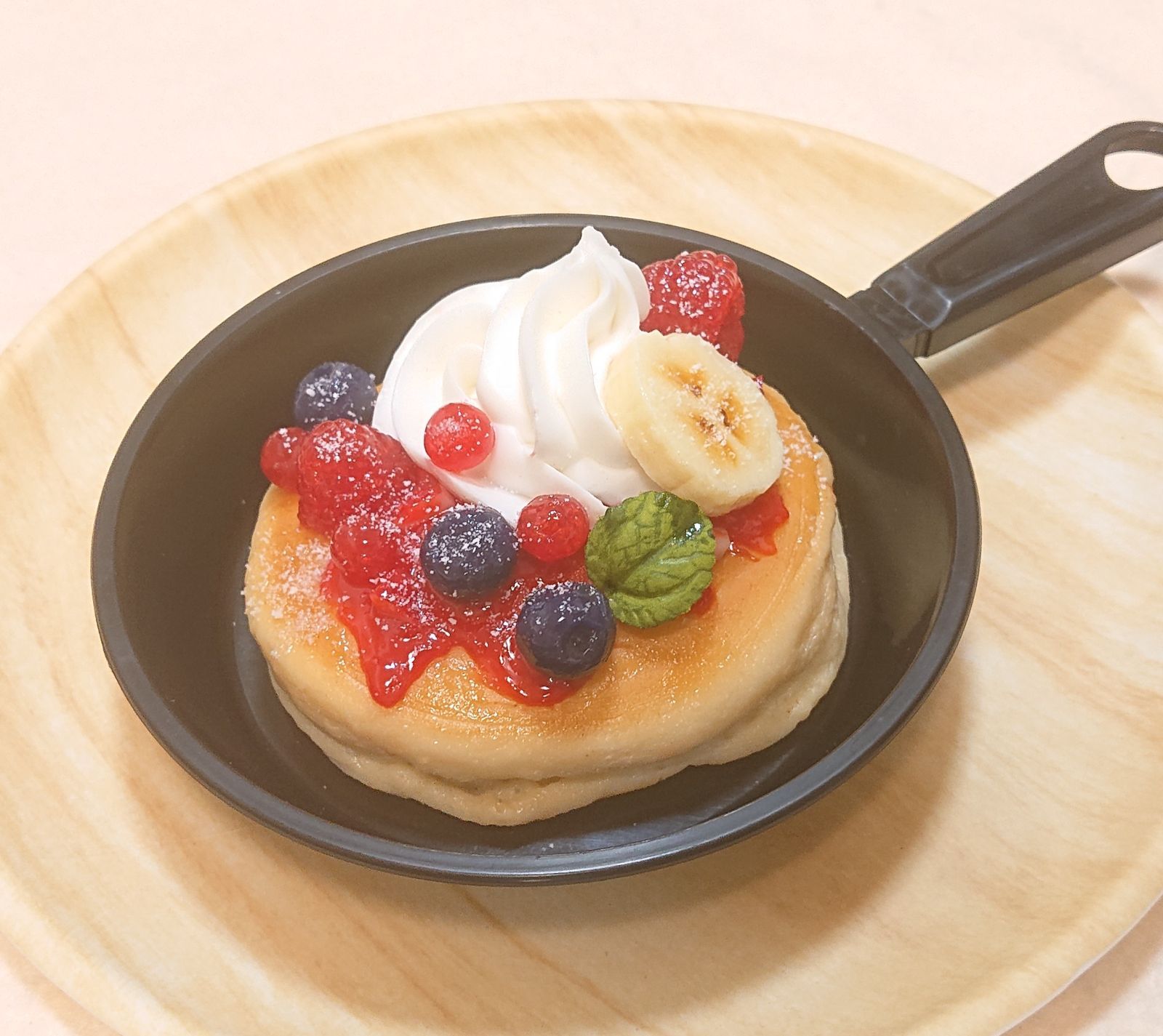 ベリー アイス パンケーキ 食品サンプル 小物入れ 元祖食品サンプル屋「パンケーキ小物入れ」リニューアル特設ページ