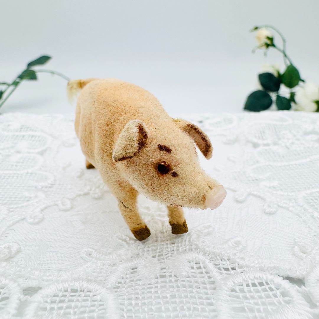 アンティーク ブタ　Kunstlerschutz ワグナー　西ドイツ 送料無料 西ドイツ ワグナー社 「ブタ/豚」 Wagner