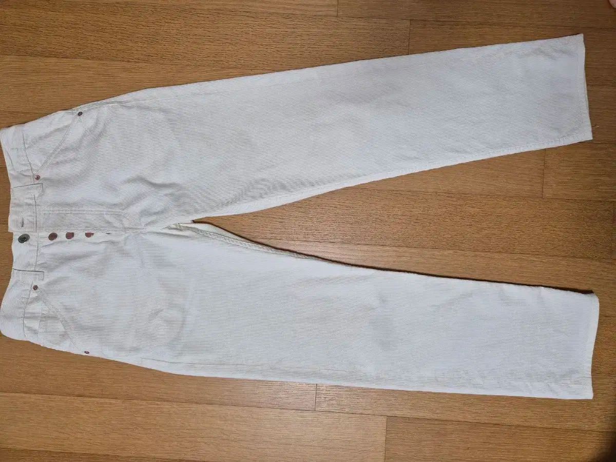 Drake’s ドレイクス セルビッジ コーデュロイ パンツ