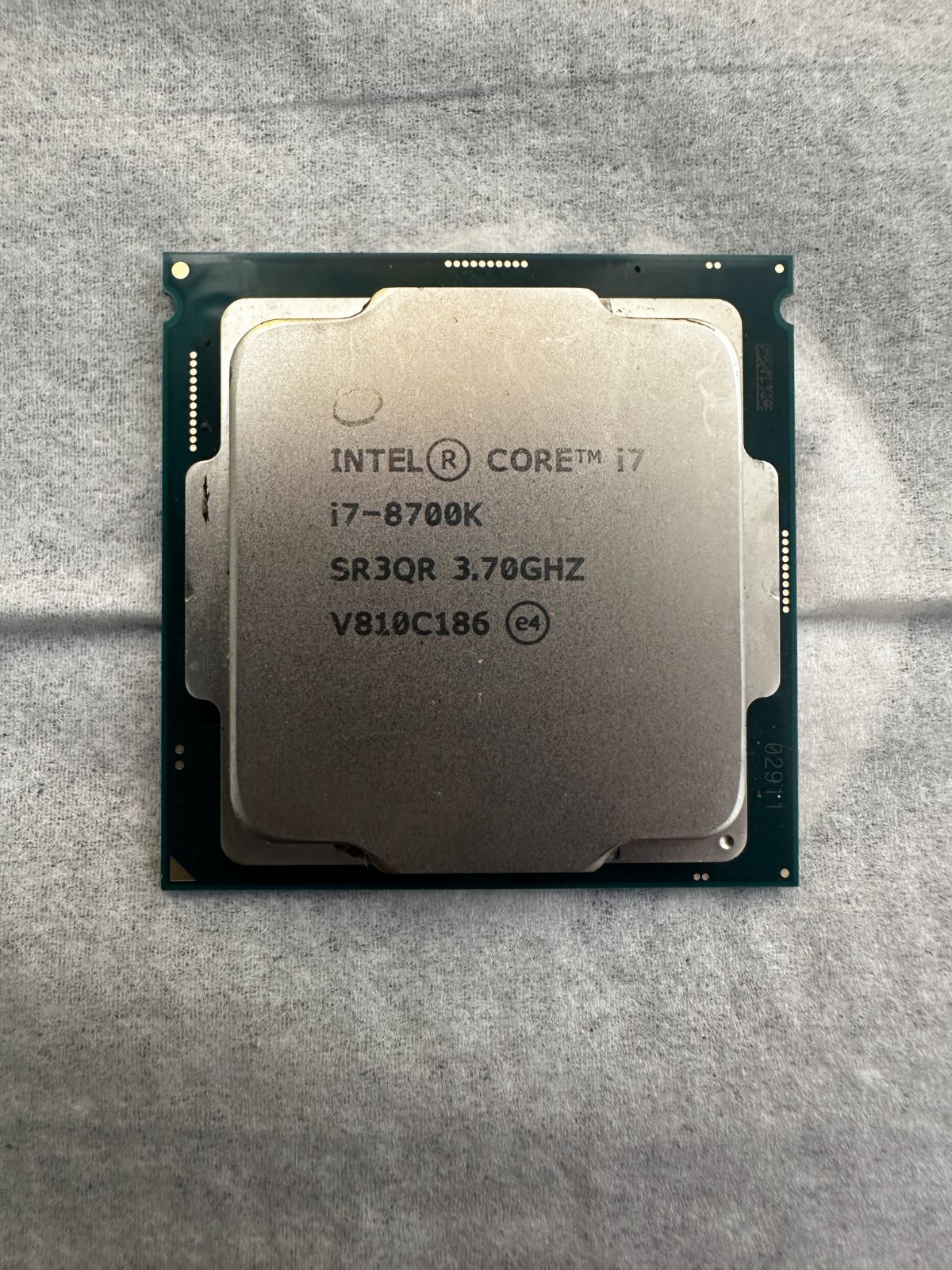 CPU Intel Core i7 8700K 3.7GHz 6コア12スレッド CoffeeLake PCパーツ