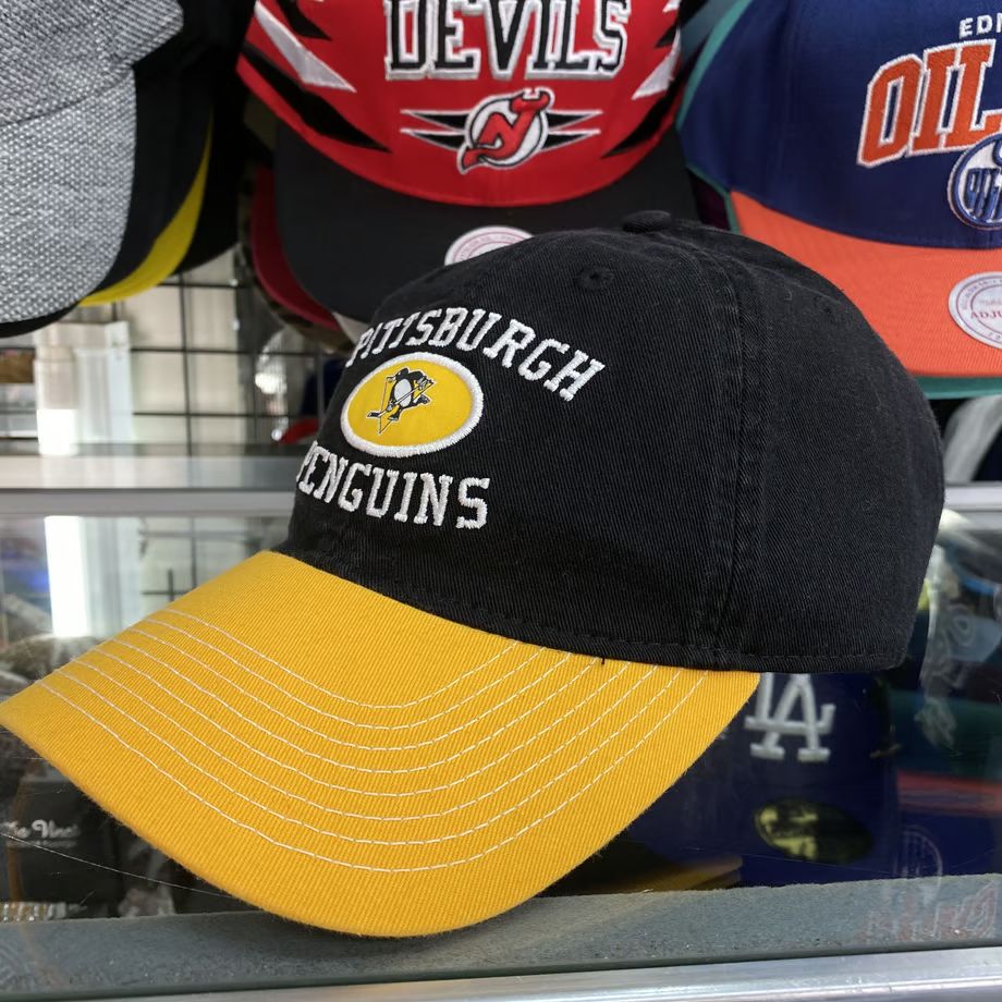 Adidas アディダス NHL ピッツバーグ ペンギンズ 黒/黄 ストラップバックキャップ アイスホッケー