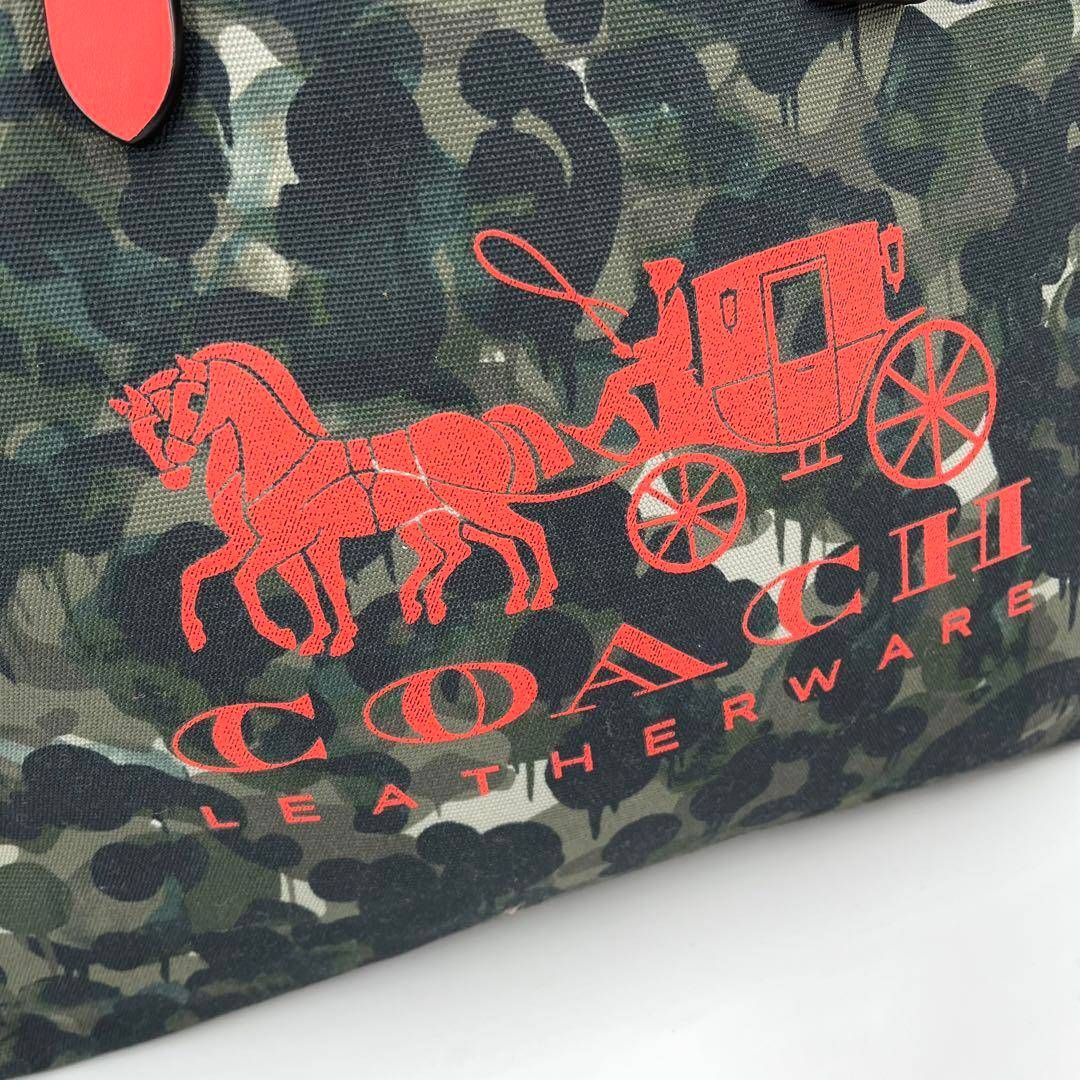 COACH コーチ トートバッグ ホースアンドキャリッジ カモフラ 馬車 カーキ COACH コーチ トートバッグ ホースアンドキャリッジ カモフラ
