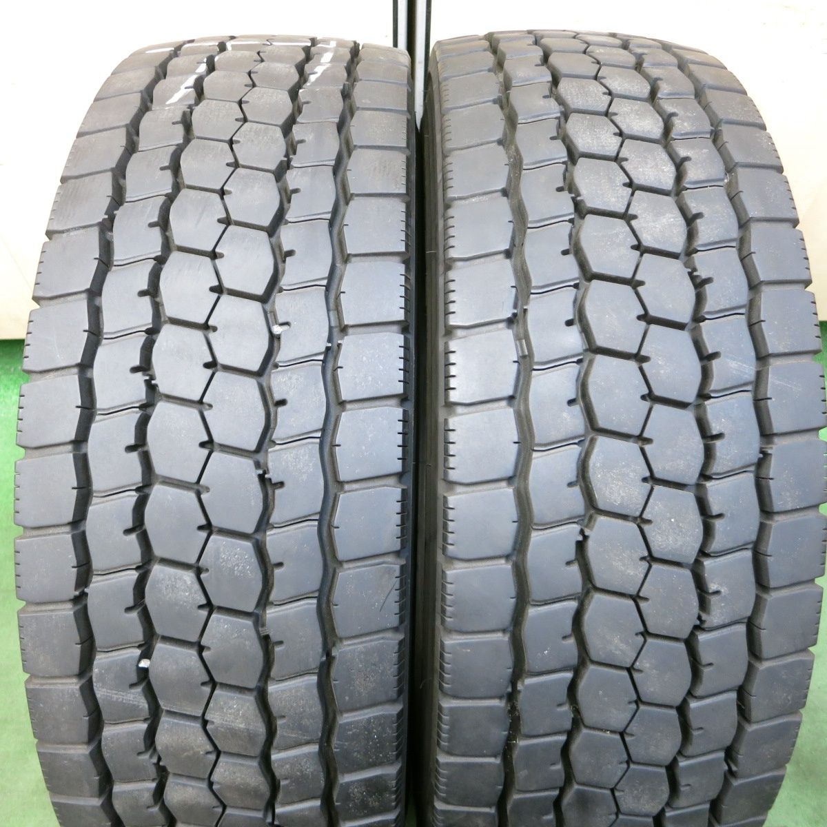 バリ溝 24年 9.5分 2本 トラック タイヤ 265|70R19.5 140|138J ブリヂストン M888 ミックス オールシーズン 19.5インチ 5100702ナスタ
