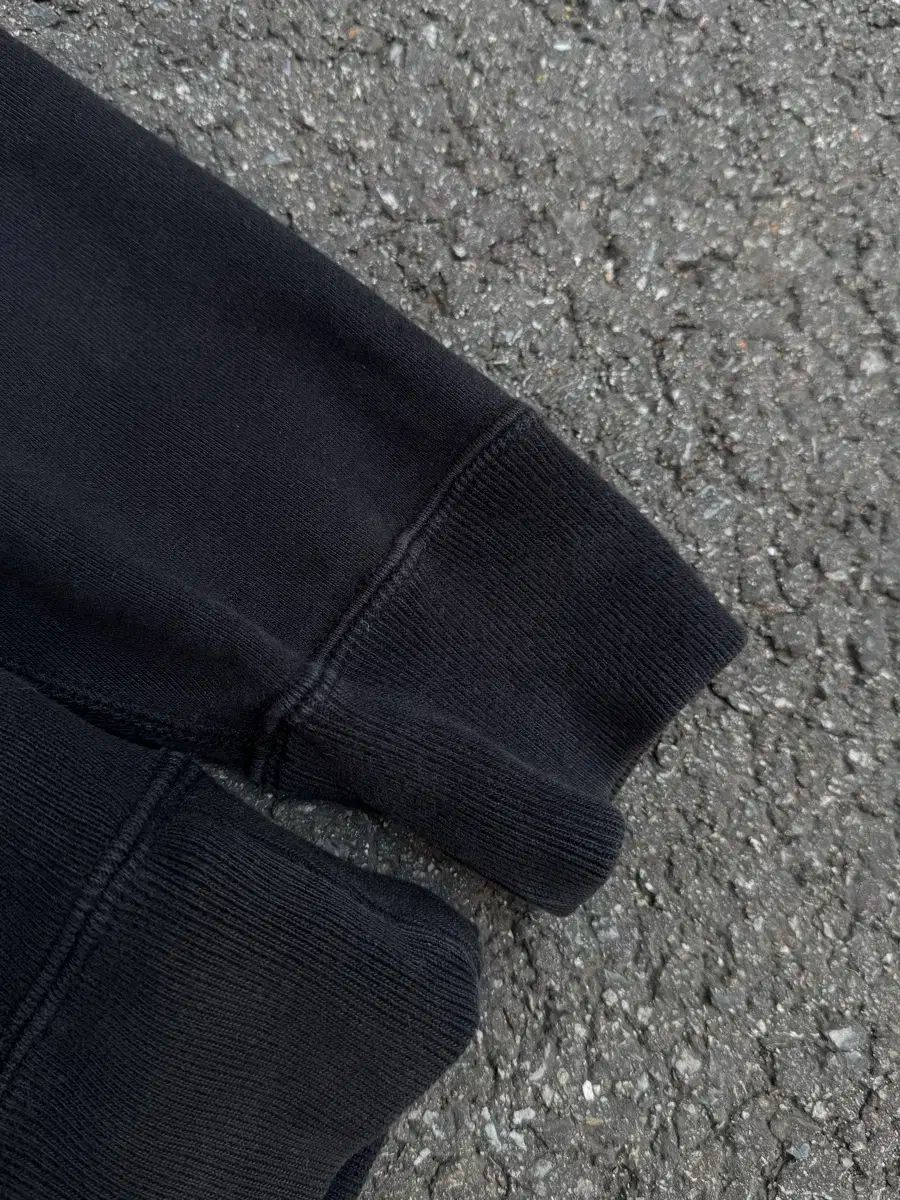 黒