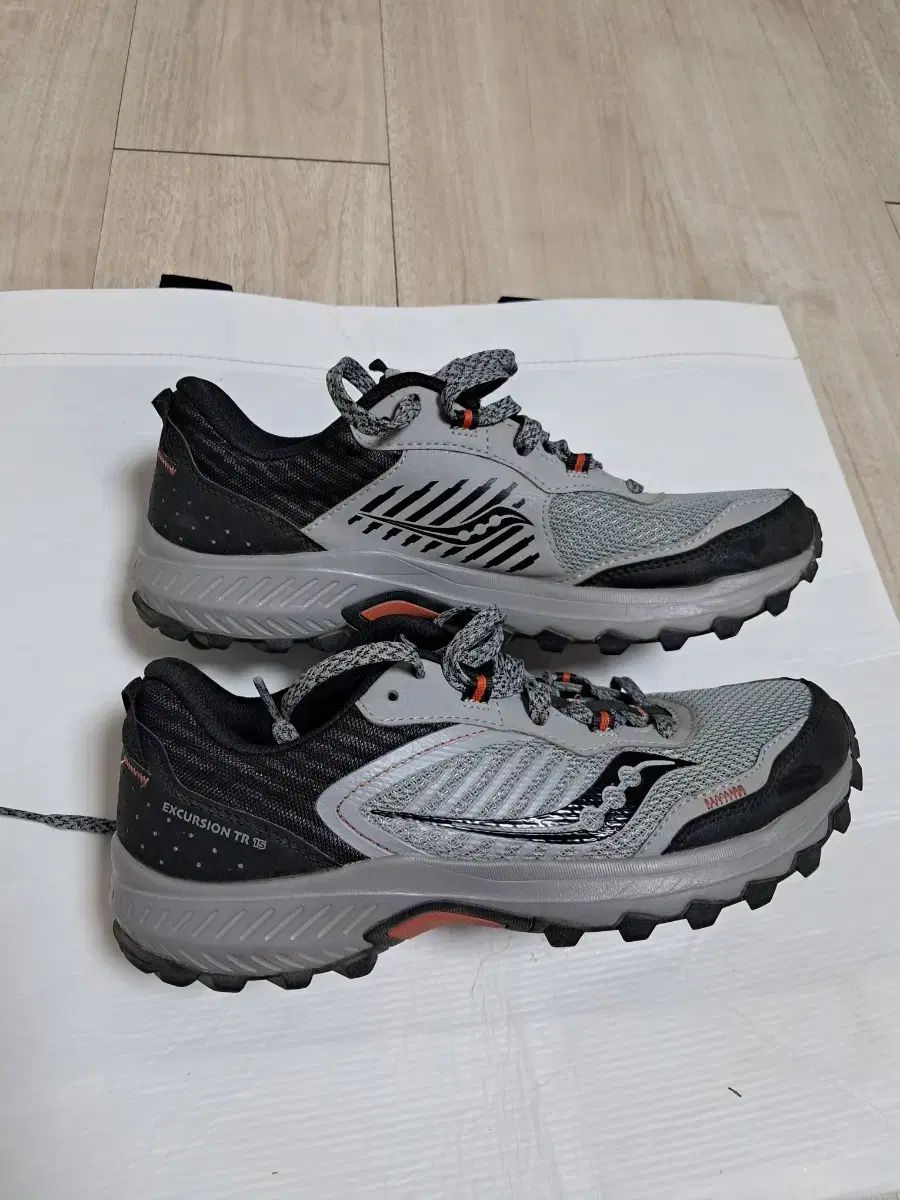 Saucony