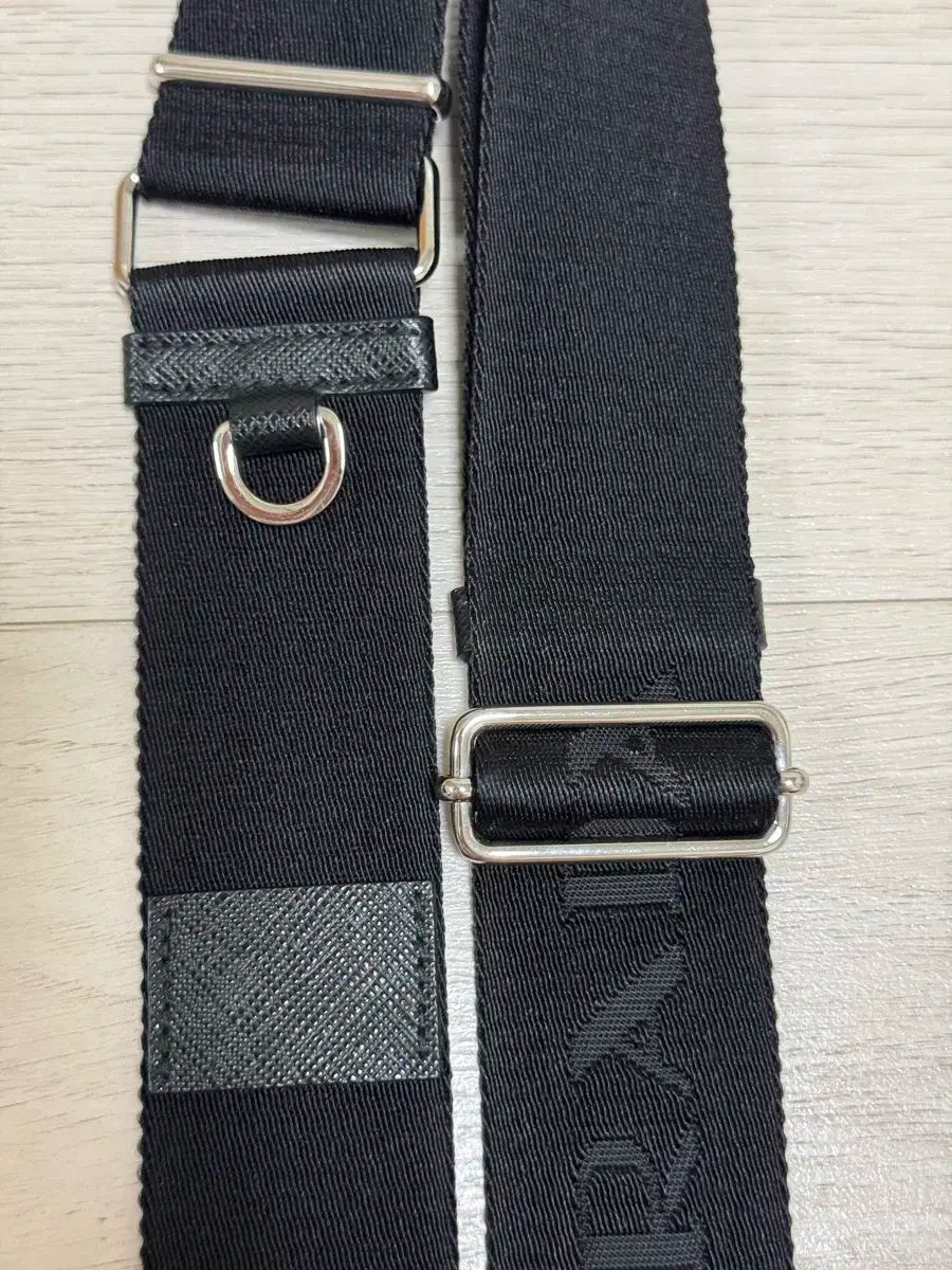 ホーボーバッグ