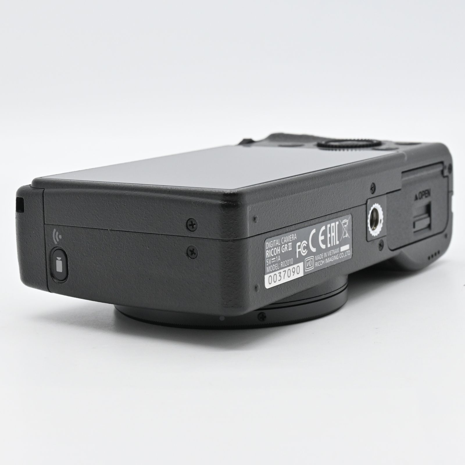 RICOH GR3 コンパクトデジタルカメラ ショット数617 RICOH GR3 コンパクトデジタルカメラ ショット数617 RICOH GR3