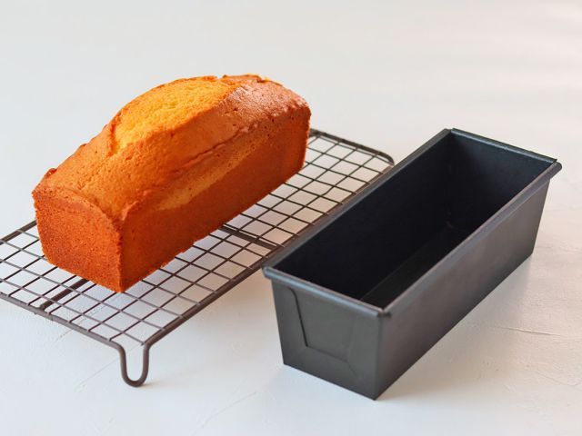 松永製作所 メタリックテフロン付パウンド型18cm SKLAD-KIRPICHA_RU