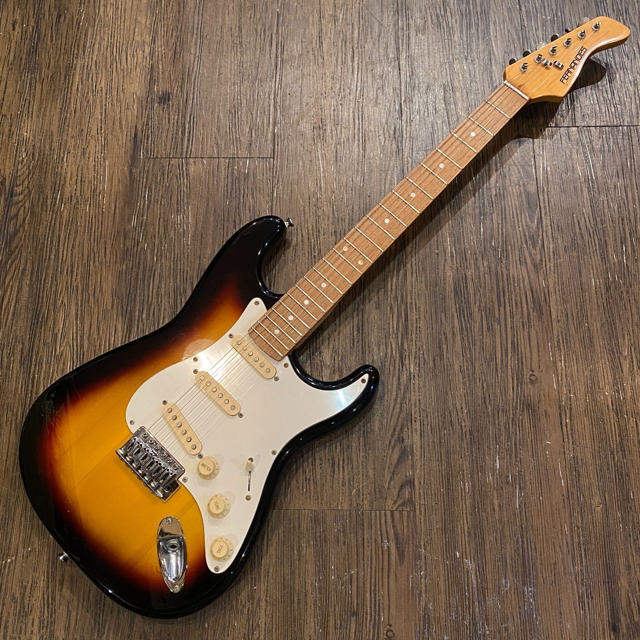 Fernandes LE-1Z 3S Electric Guitar フェルナンデス エレキギター