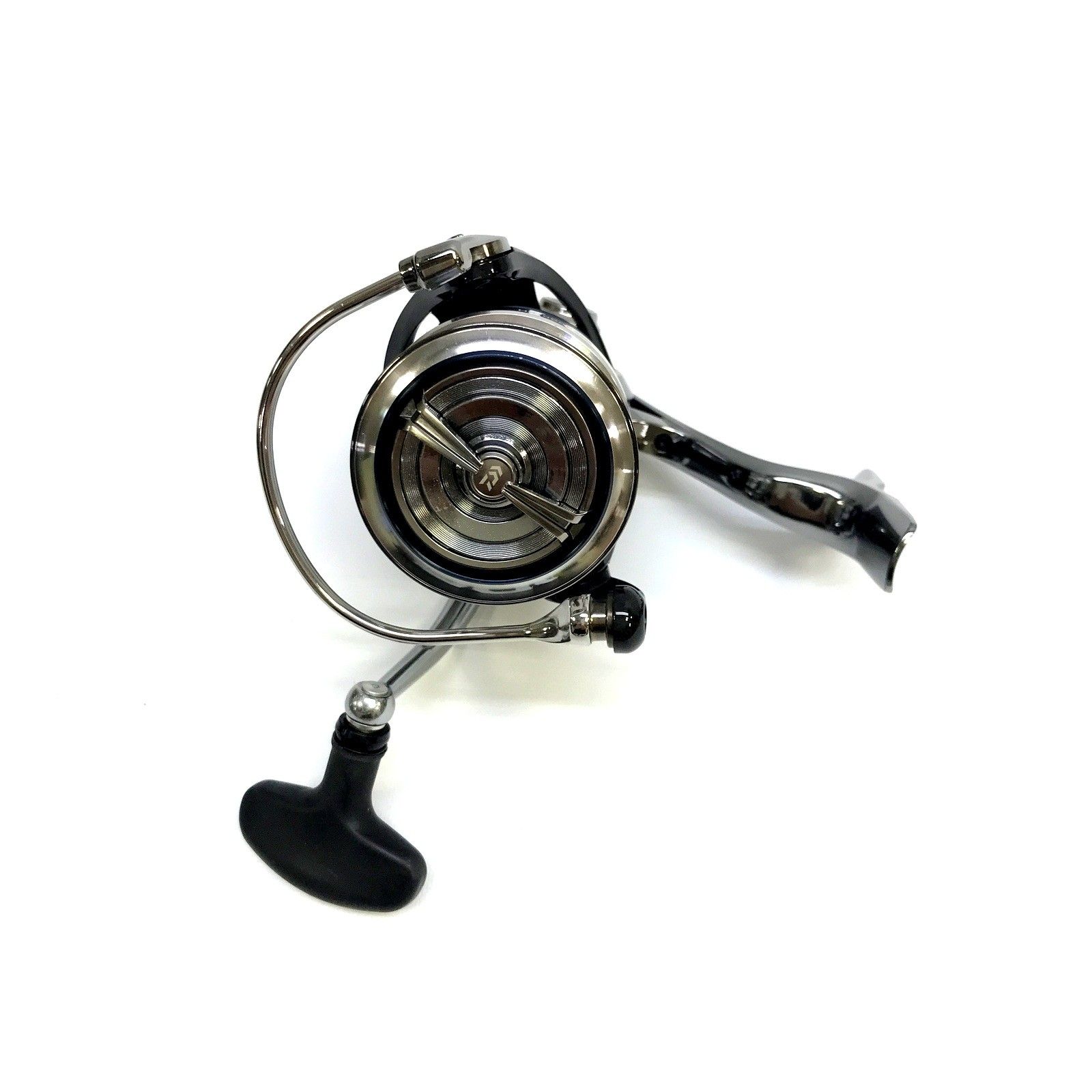 ダイワ(DAIWA) スピニングリール 18 Amazon | ダイワ(DAIWA) スピニングリール(投げ・遠投) 18