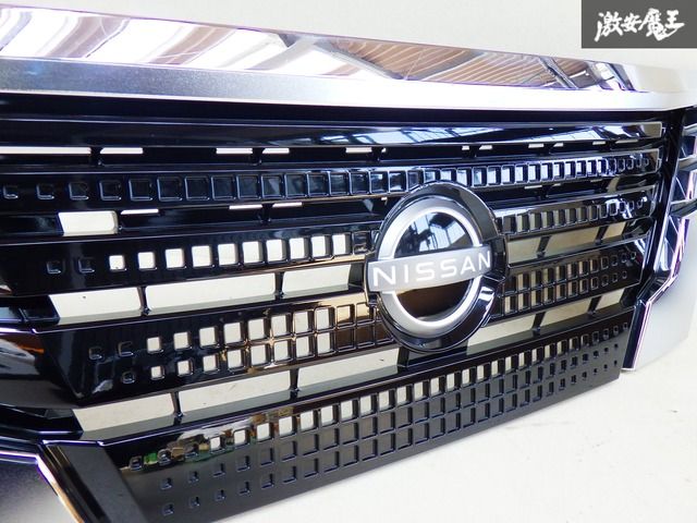 日産　NV350キャラバン　E26　後期　グリル　純正　ワイドボディ　211318 ☆日産純正 NV350PG キャラバン E26 後期 グリル☆ NV350キャラバン