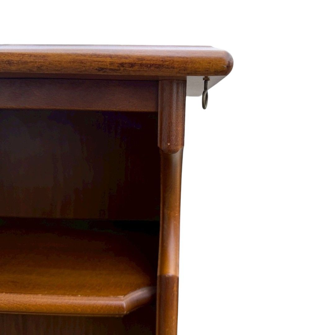 カリモク マガジンラック