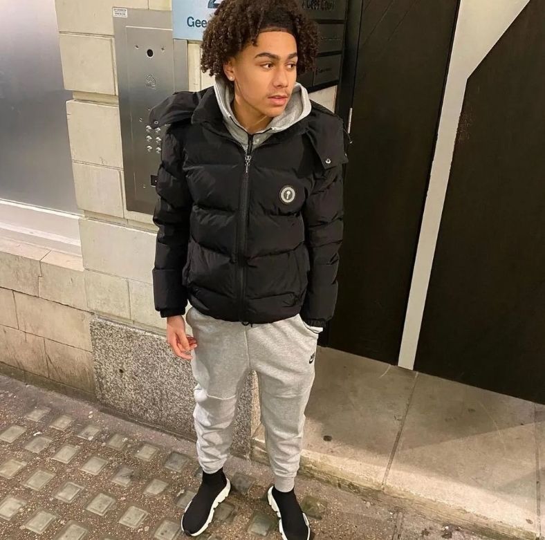 TRAPSTAR トラップスター 冬着 男女兼用 ダウンジャケット帽子取り外し 