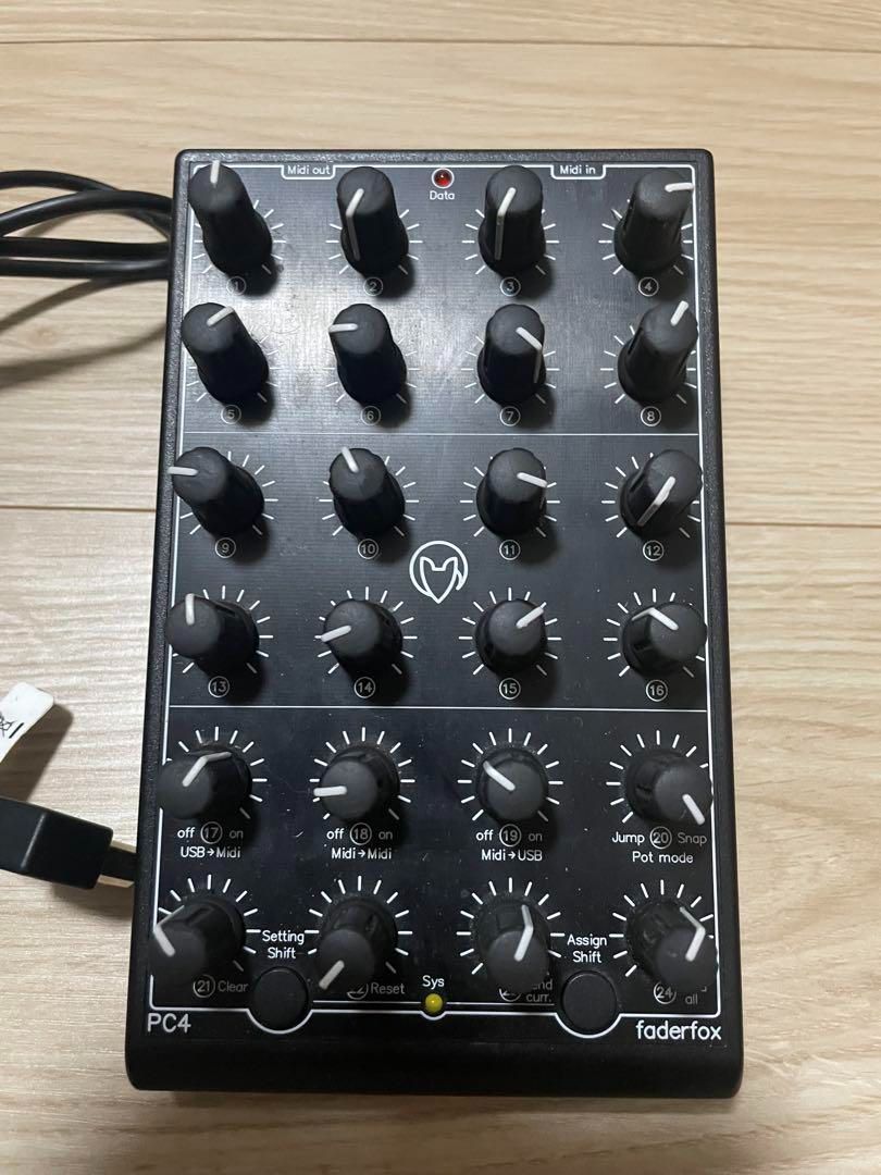 Faderfox PC4 - MIDI コントローラー
