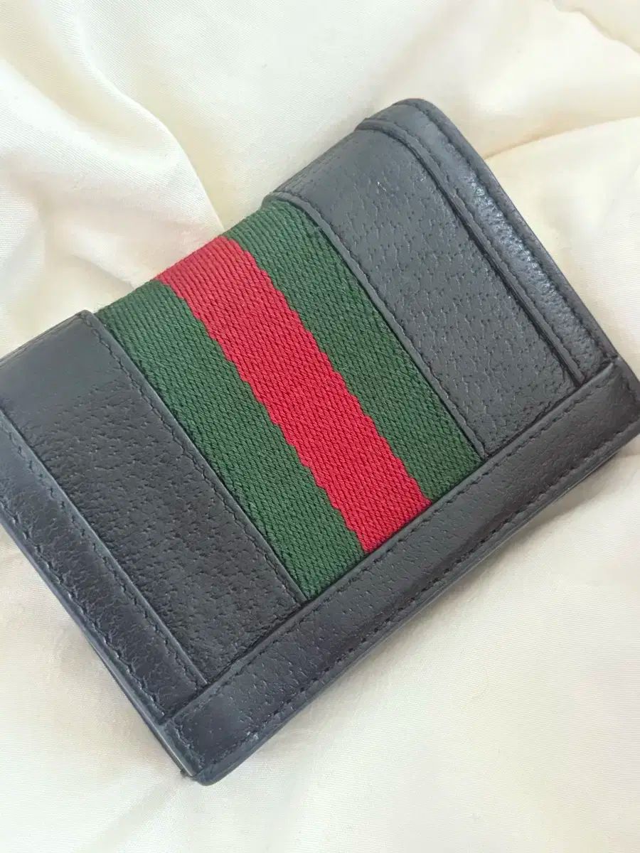 ◈ GUCCI