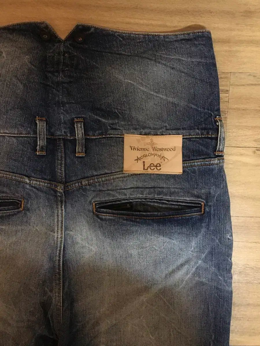 Vivienne Westwood ショットパンツ(Leeコラボ) Vivienne