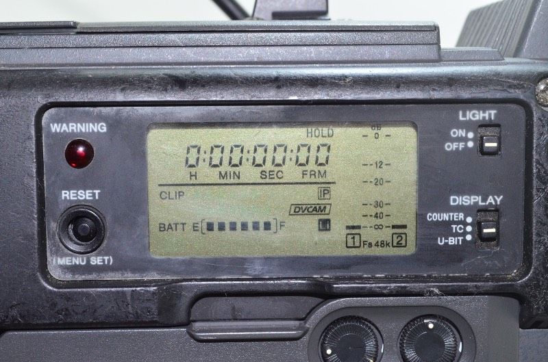 バッテリー無し