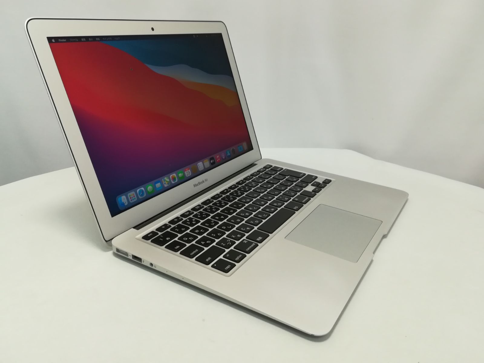 中古品☆APPLE ノートパソコン MacBook Air (Early 2015) A1466 Corei7