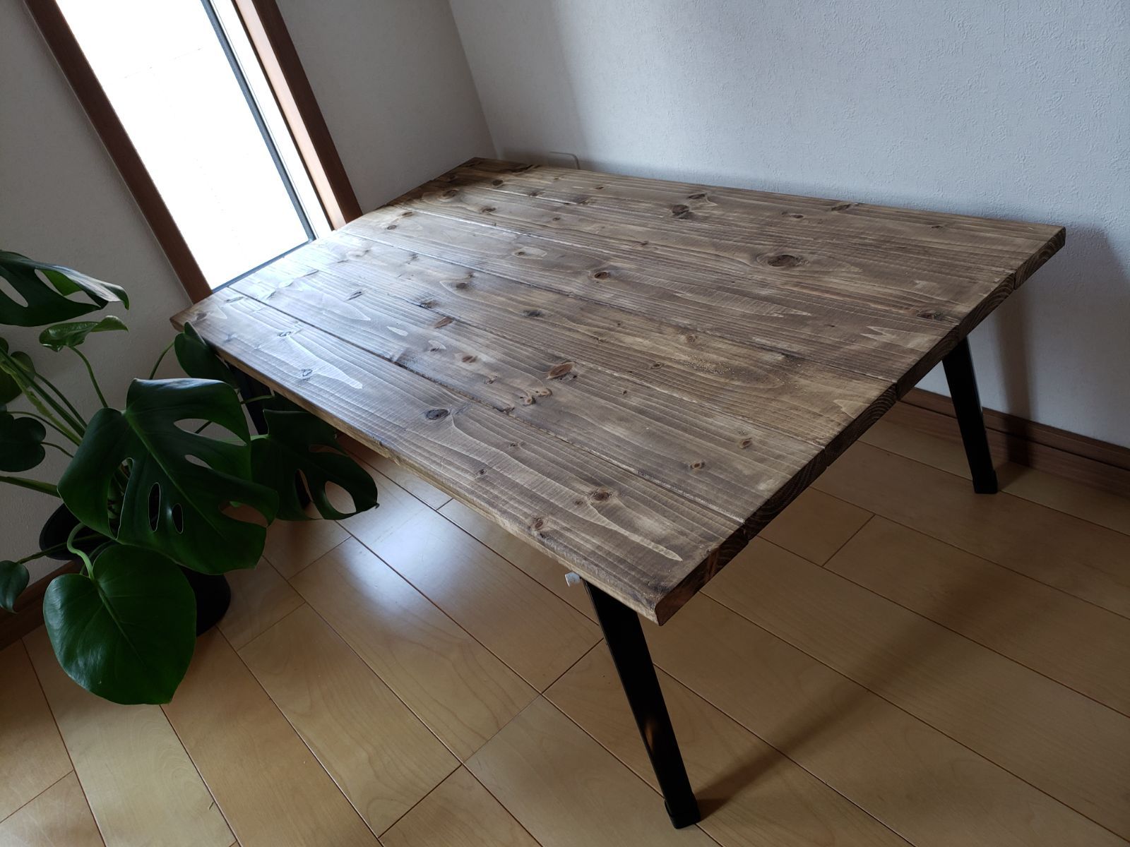 90✕54ジャコビーン　　カフェテーブル　折り畳み式　　無垢材 90✕54ジャコビーン カフェテーブル 折り畳み式 無垢材