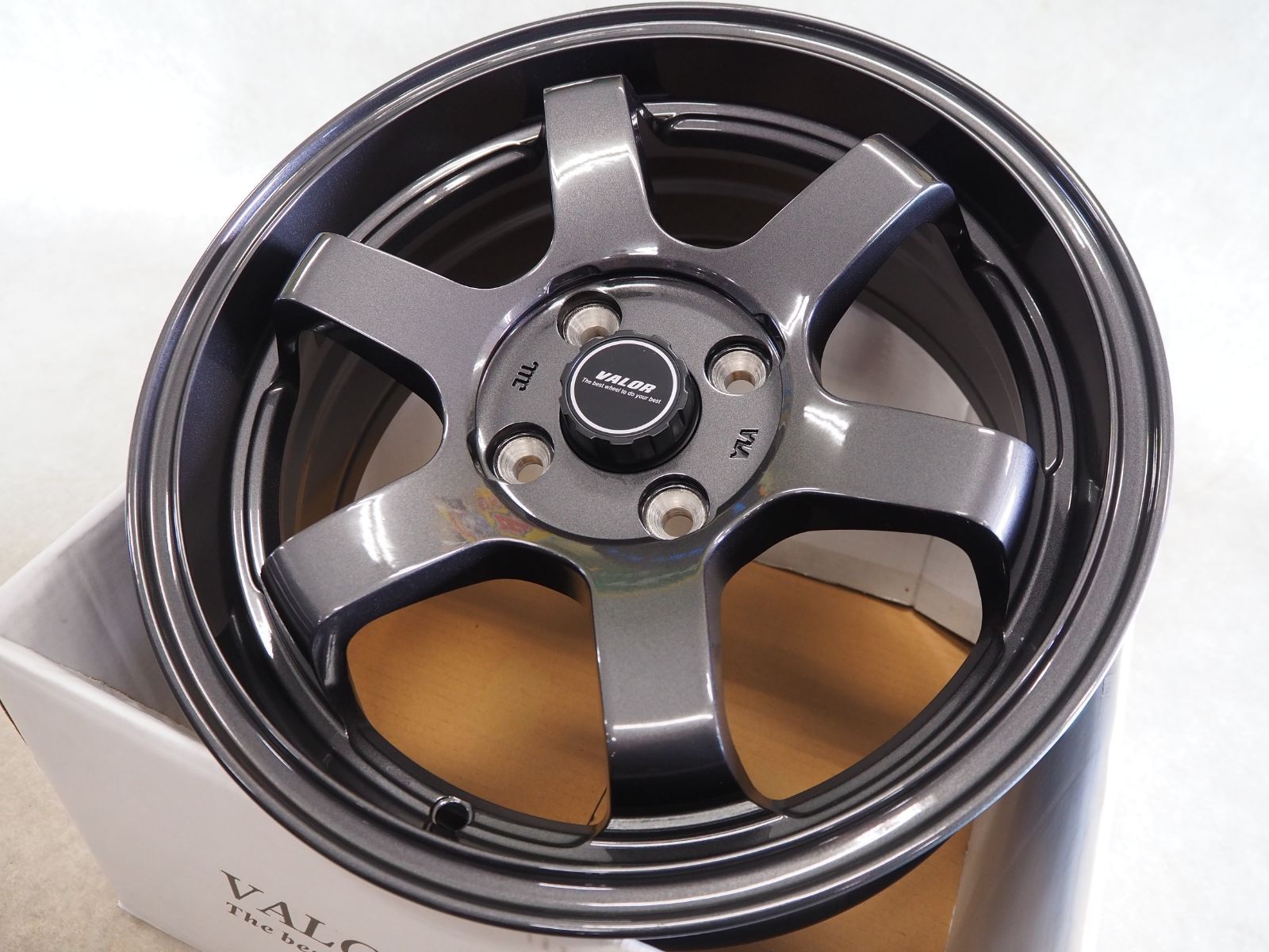 コンケイブ 軽量 VALOR Racing TS6R 15inch 6.5J 4-100 +38 GM 軽トラ