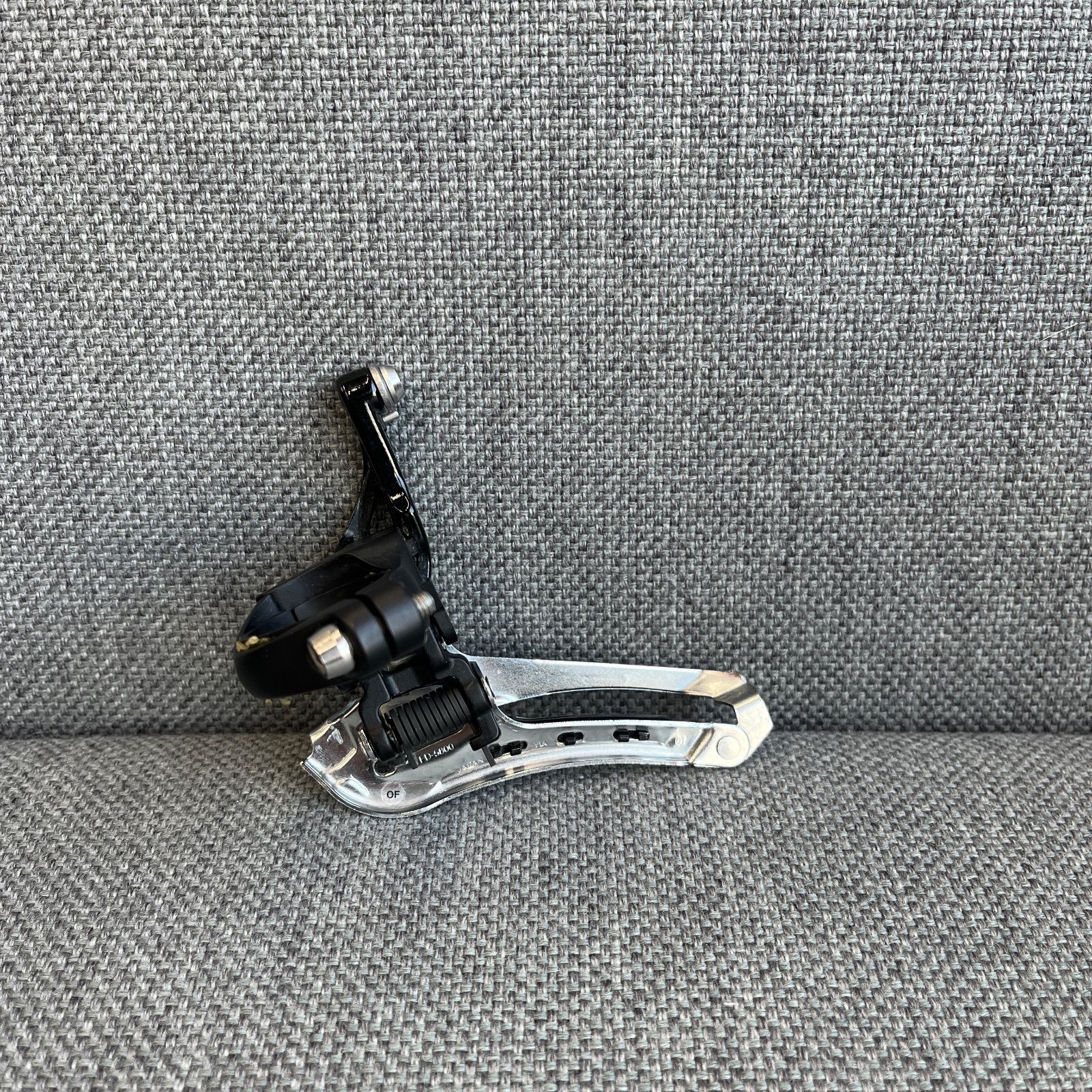 Shimano 105 フロントディレイラー Amazon.co.jp: シマノ 105 Fd-R7150 Di2 12速 フロント