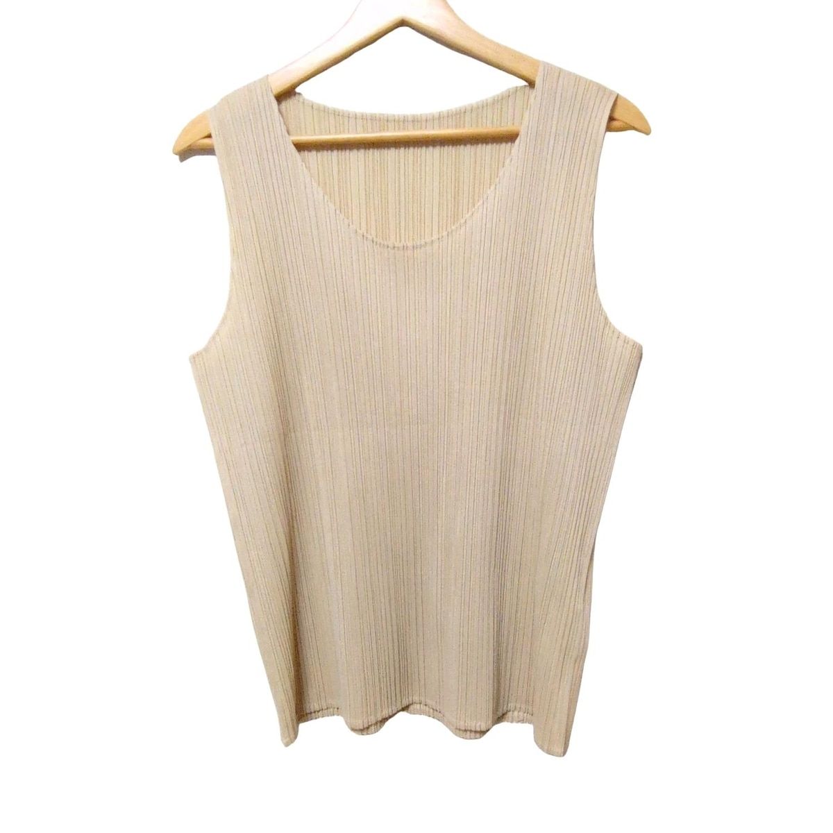 ISSEYMIYAKE イッセイミヤケ ノースリーブカットソー サイズＬ L レディース - ベージュ クルーネック