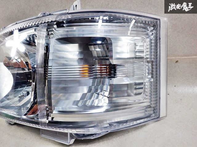 純正 ヘッド ランプ レンズ ライト 200系 ハイエース 4 5 6 7 型 左