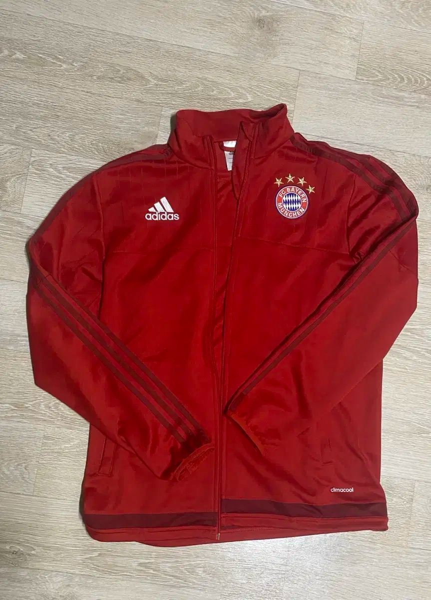 adidas(アディダス) FCバイエルン・ミュンヘン ジップアップ ジャージ