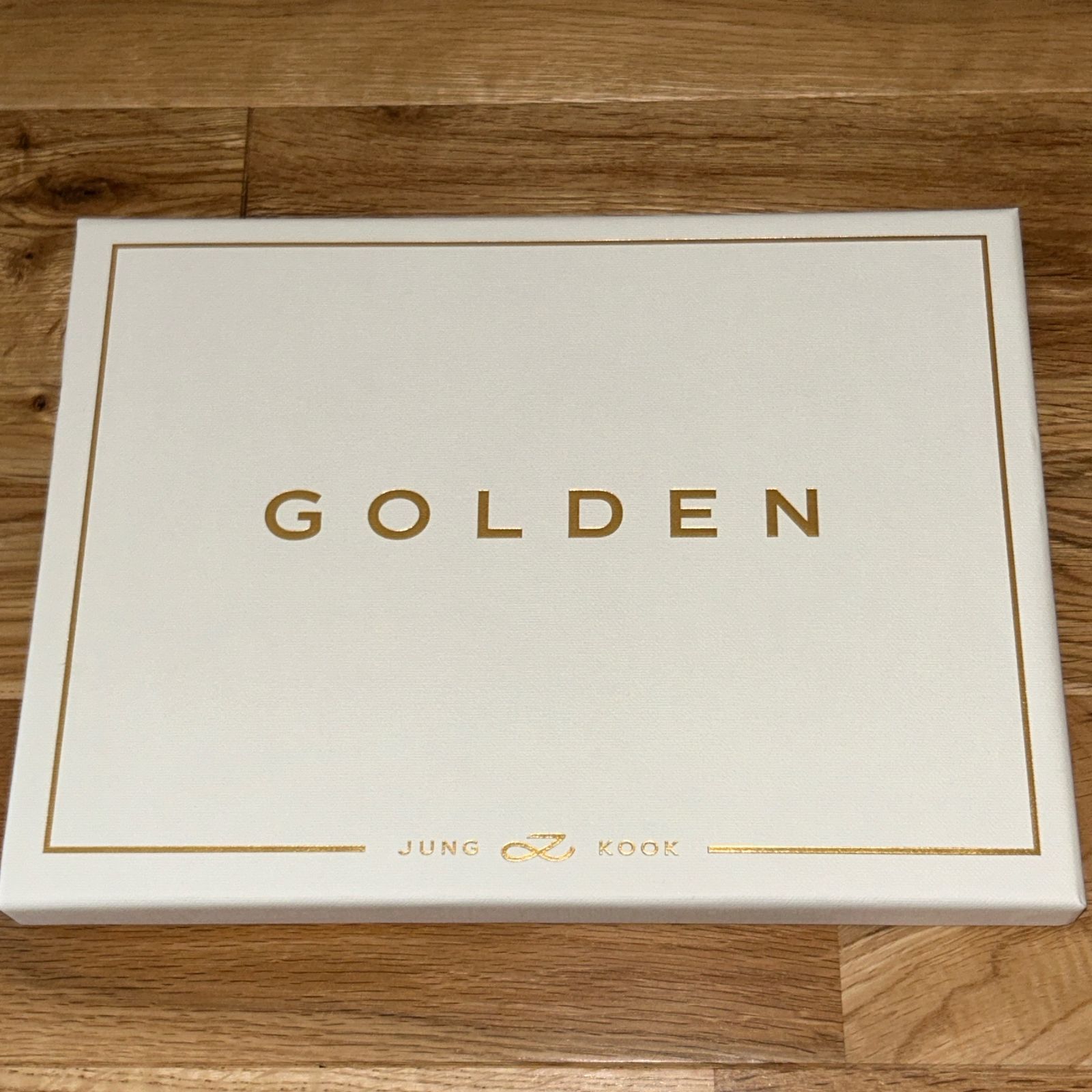 ジョングク(BTS) 直筆サイン5ヶ所「GOLDEN」SOLID ver.CD - メルカリ