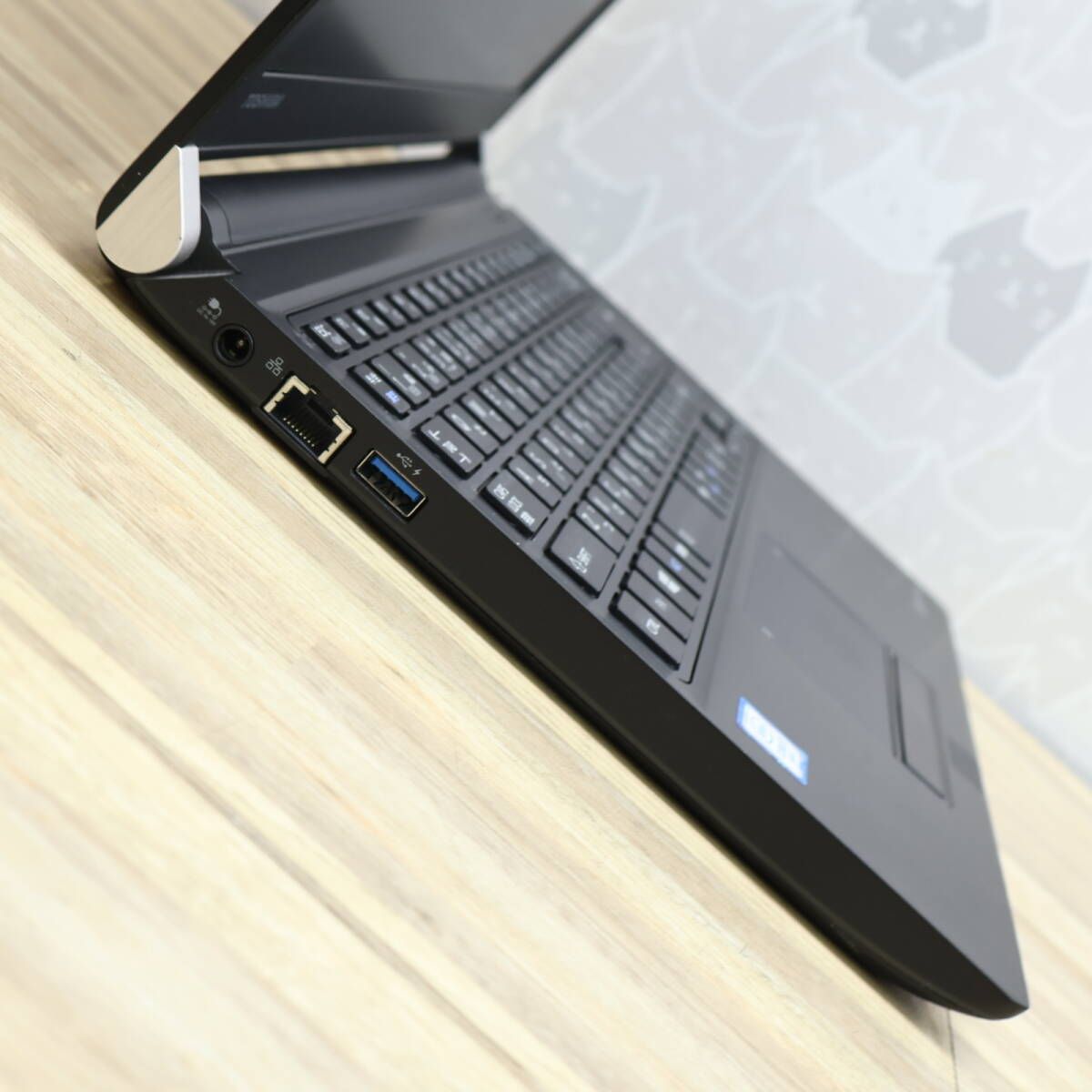 ★美品SSD128GB メモリ16GB★R73/K Win11 ノートPC328 ☆超美品 高性能6世代i3！SSD128GB メモリ16GB☆R73/K Core i3