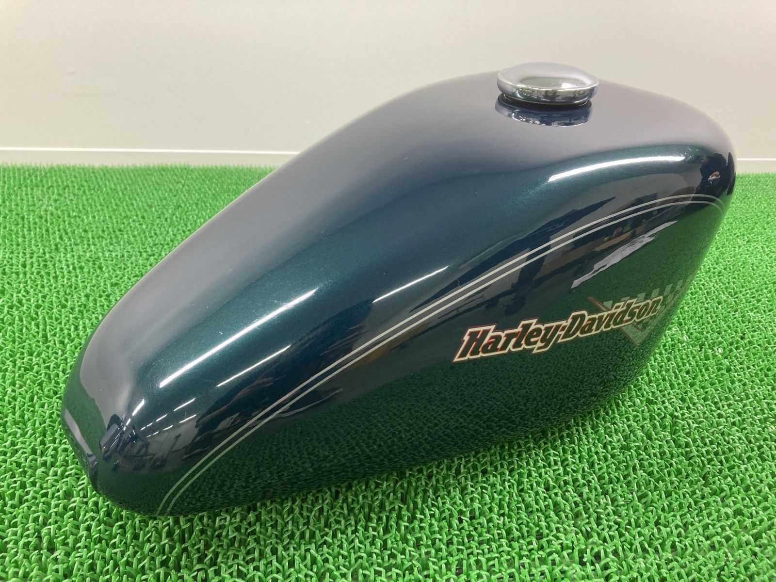 XL1200S タンク ハーレー 純正 バイク 部品 スポーツスター 02年モデル