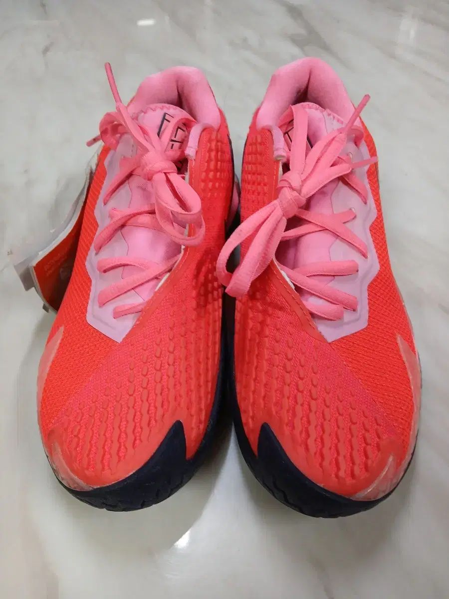 【雷市場（ポンジャン）商品韓国直送】 未使用 新品 NIKE(ナイキ) メンズ レディース ユニセックス スニーカー 230 サイズ