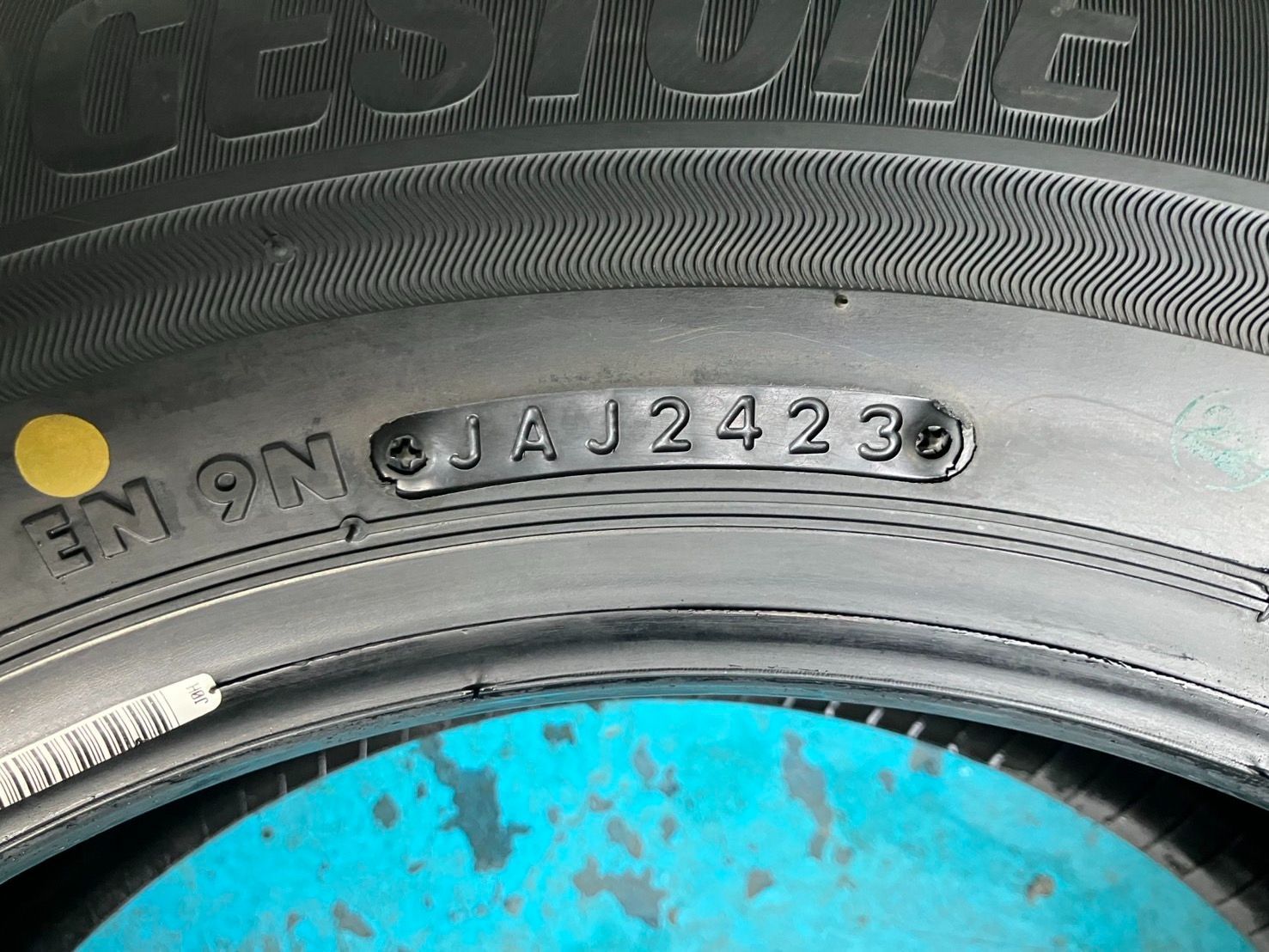 2本セット長期在庫品 ブリヂストン 195 65 R 15 91 Q スタッドレスタイヤ BLIZZAK VRX 3