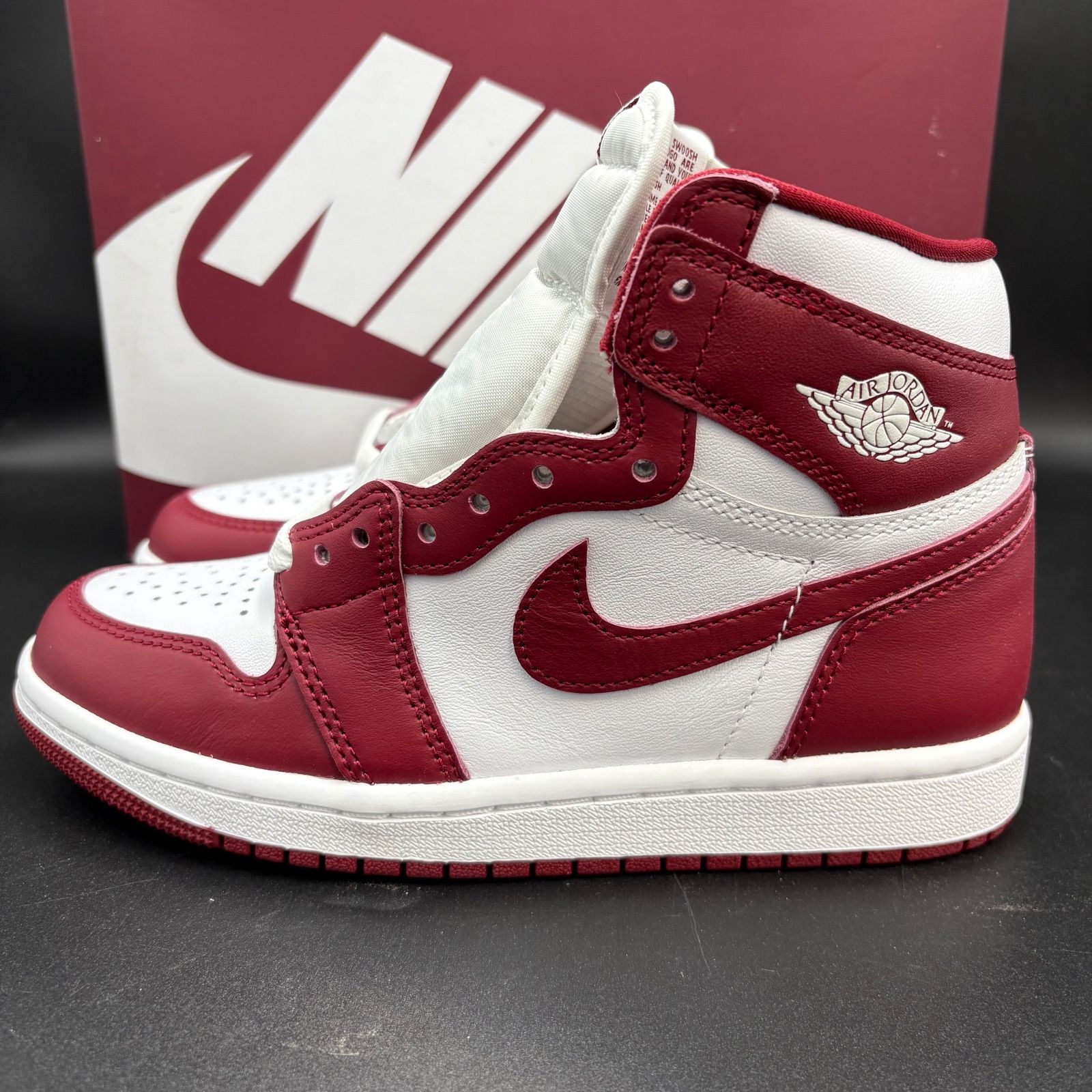 NIKE ナイキエアージョーダン1レトロハイOG レッド21センチcm 美品中古 楽天市場】NIKE WMNS AIR JORDAN 1 RETRO HIGH OG 【NEWSTALGIA