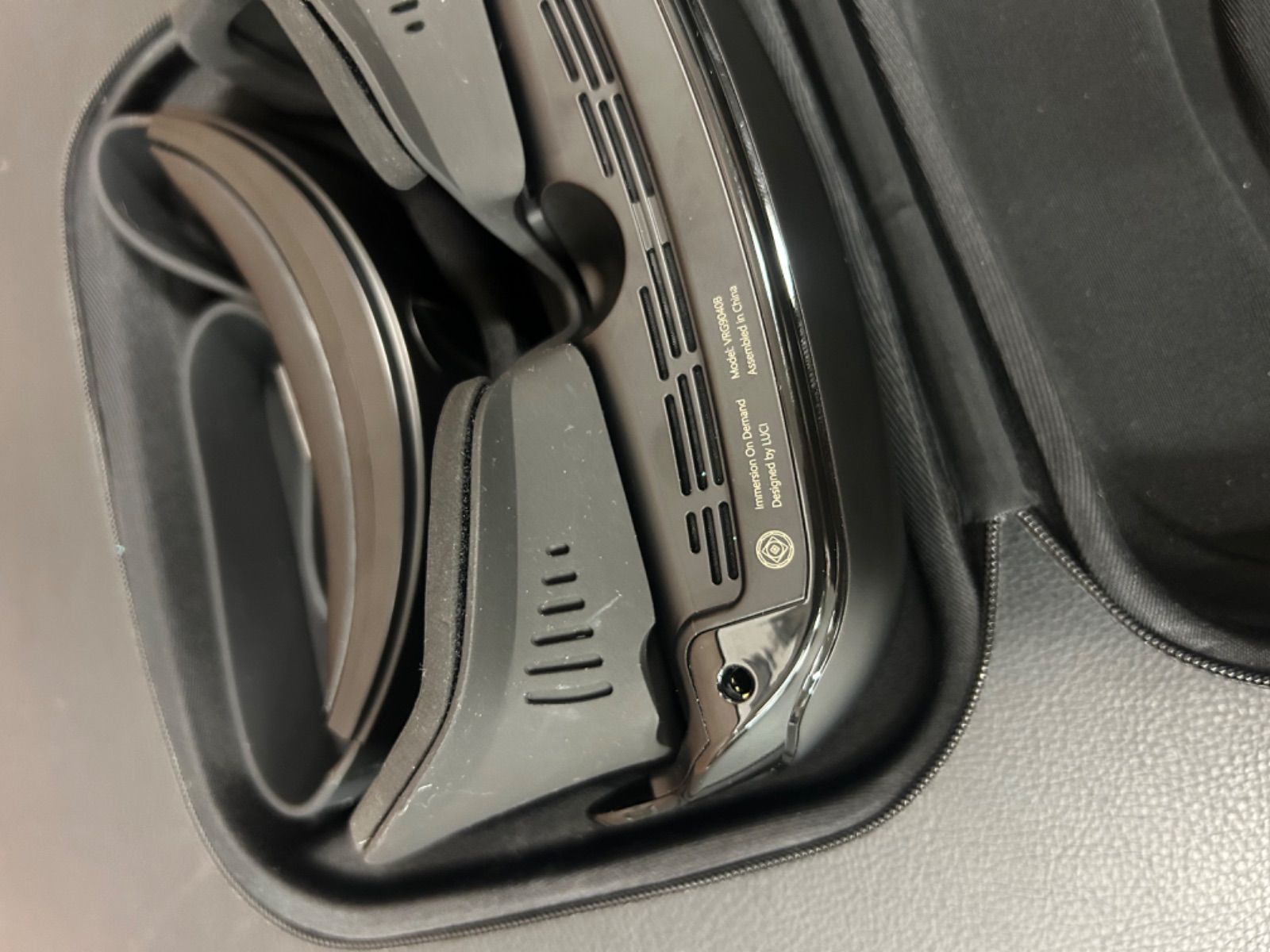 本体＆ケースのみ】LUCI immers【ジャンク品】