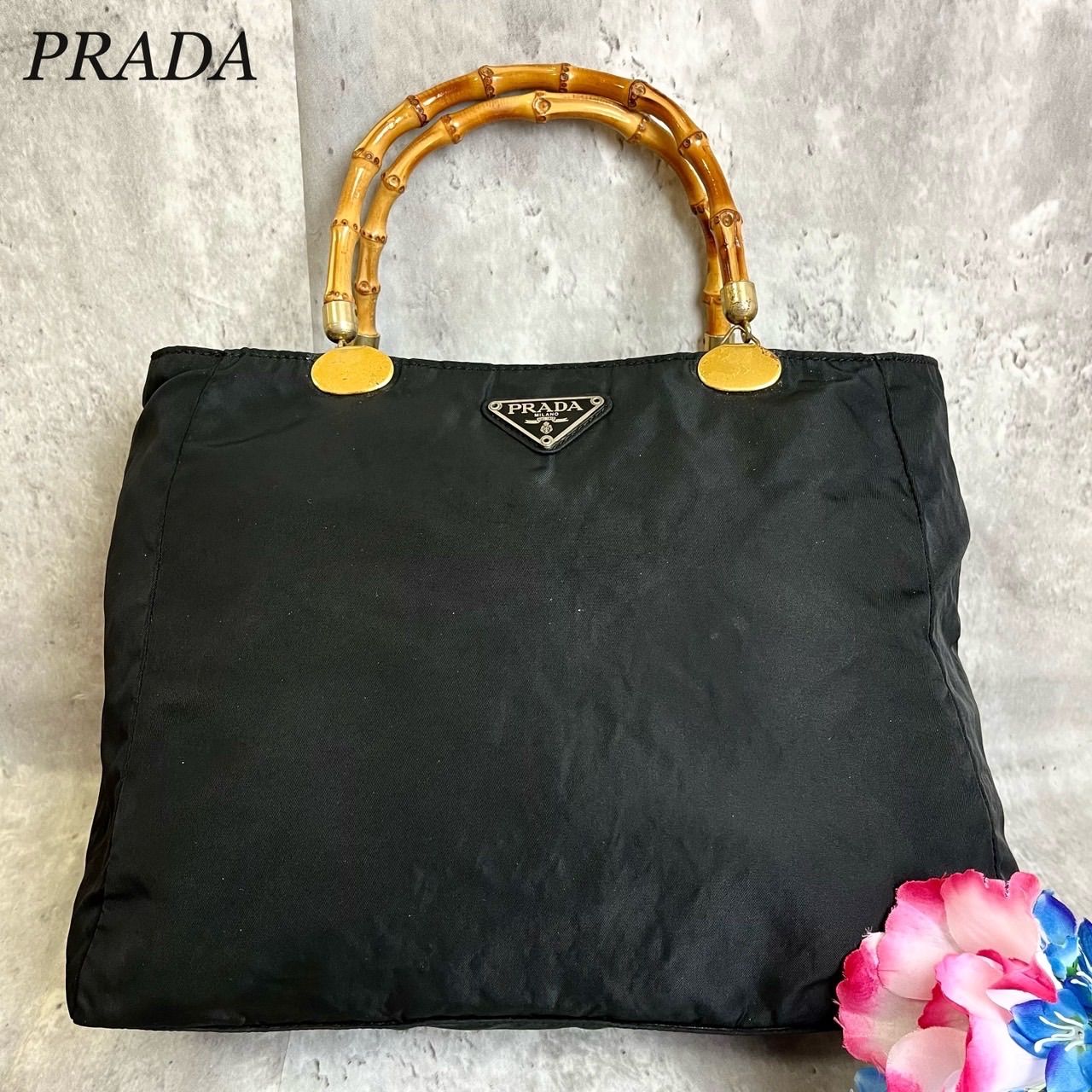 ✨良品✨ PRADA プラダ ハンドバッグ トートバッグ ウッドハンドル 三角ロゴプレート シルバー金具 ブラック 黒色 A4収納 大容量 総柄  白タグ テスートナイロン レディース ブラック 黒色 - メルカリ