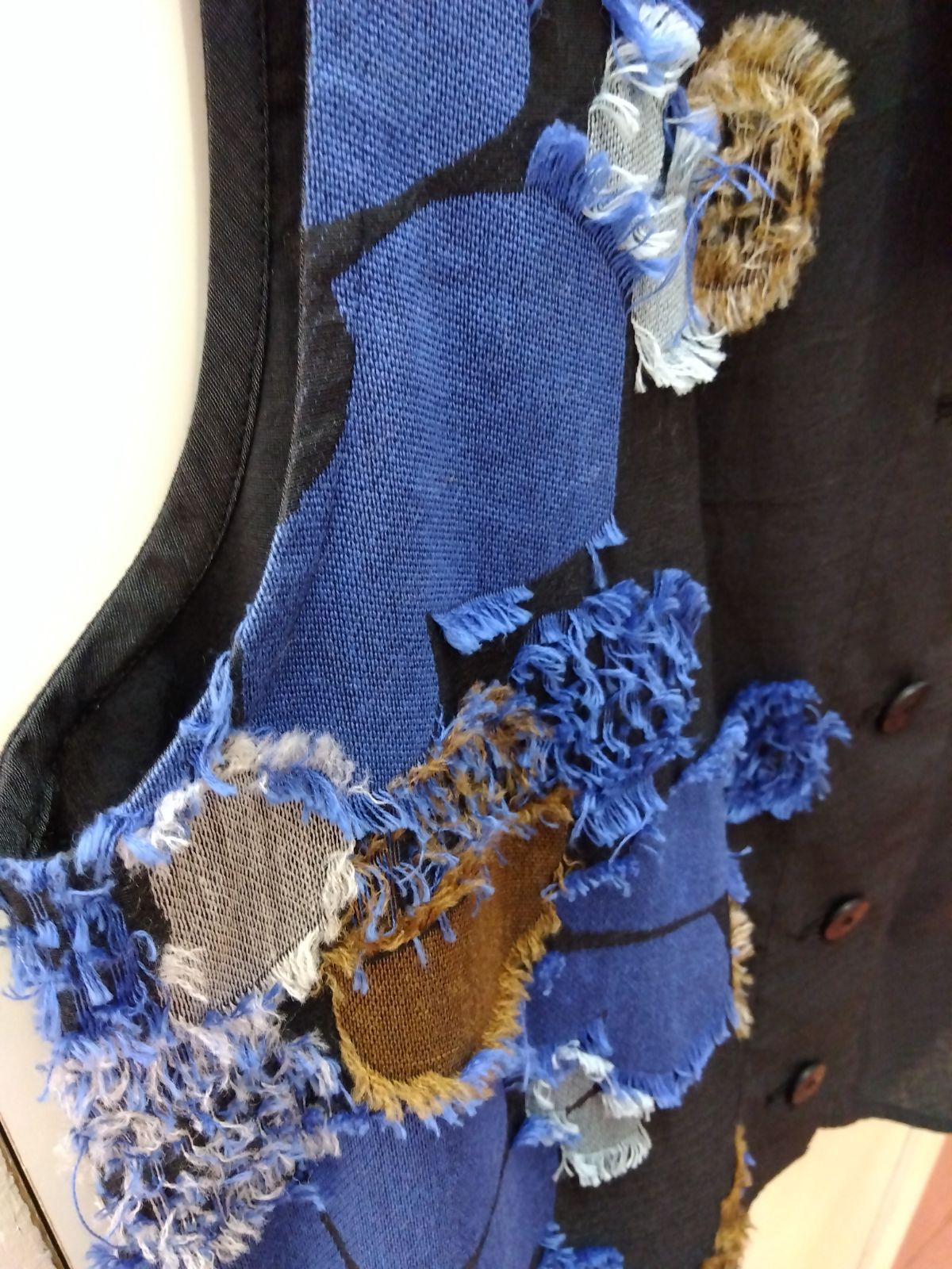 最新アイテムを海外通販！ M17 慈雨 ジウ トップス ベスト 立体的刺繍 綿 ウール