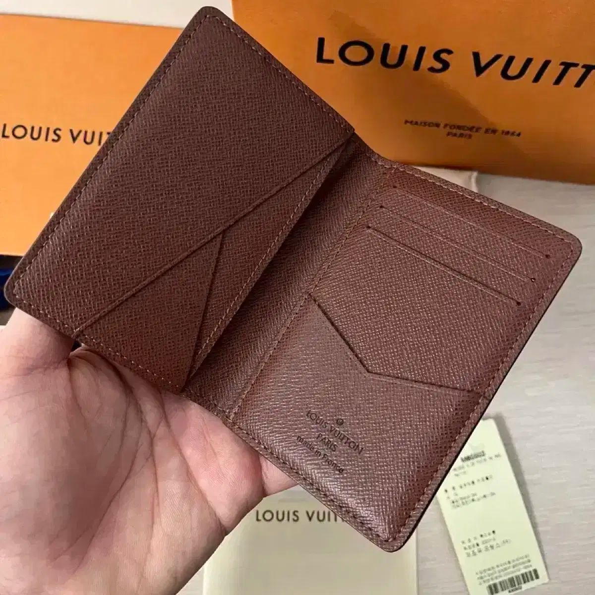 Vuitton ルイヴィトン