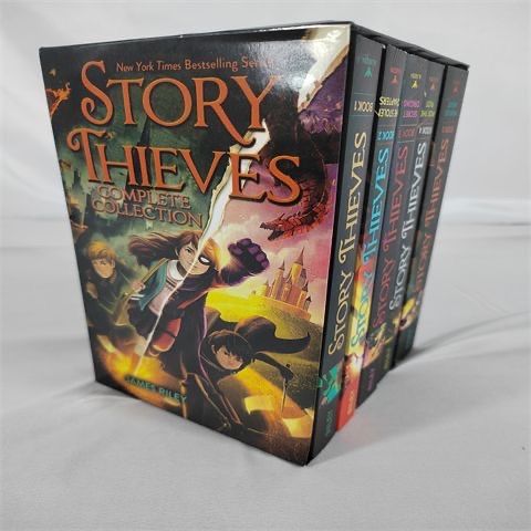 Story Thieves Complete Collection 5册 英語　洋書