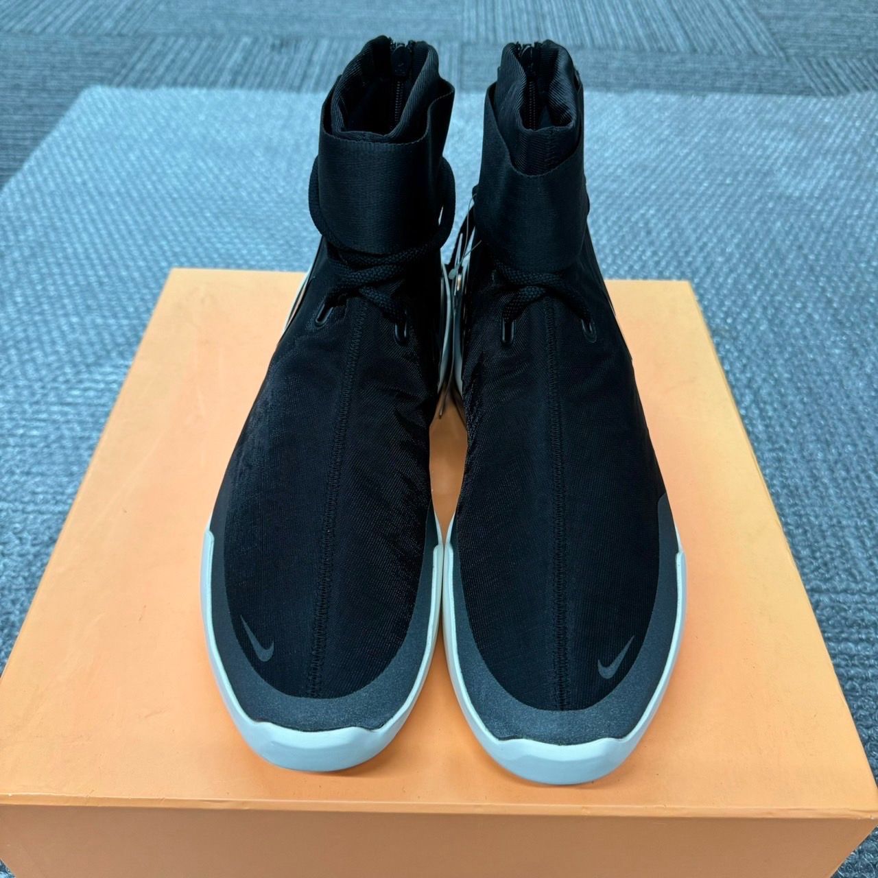 NIKE AIR FEAR OF GOD FOG AIR SHOOT AROUND AT9915-001 30cm ナイキ フィアオブゴッド  エアシュート アラウンド スニーカー 未使用