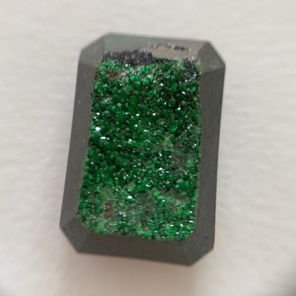 ウバロバイトガーネット ルース 宝石ルース